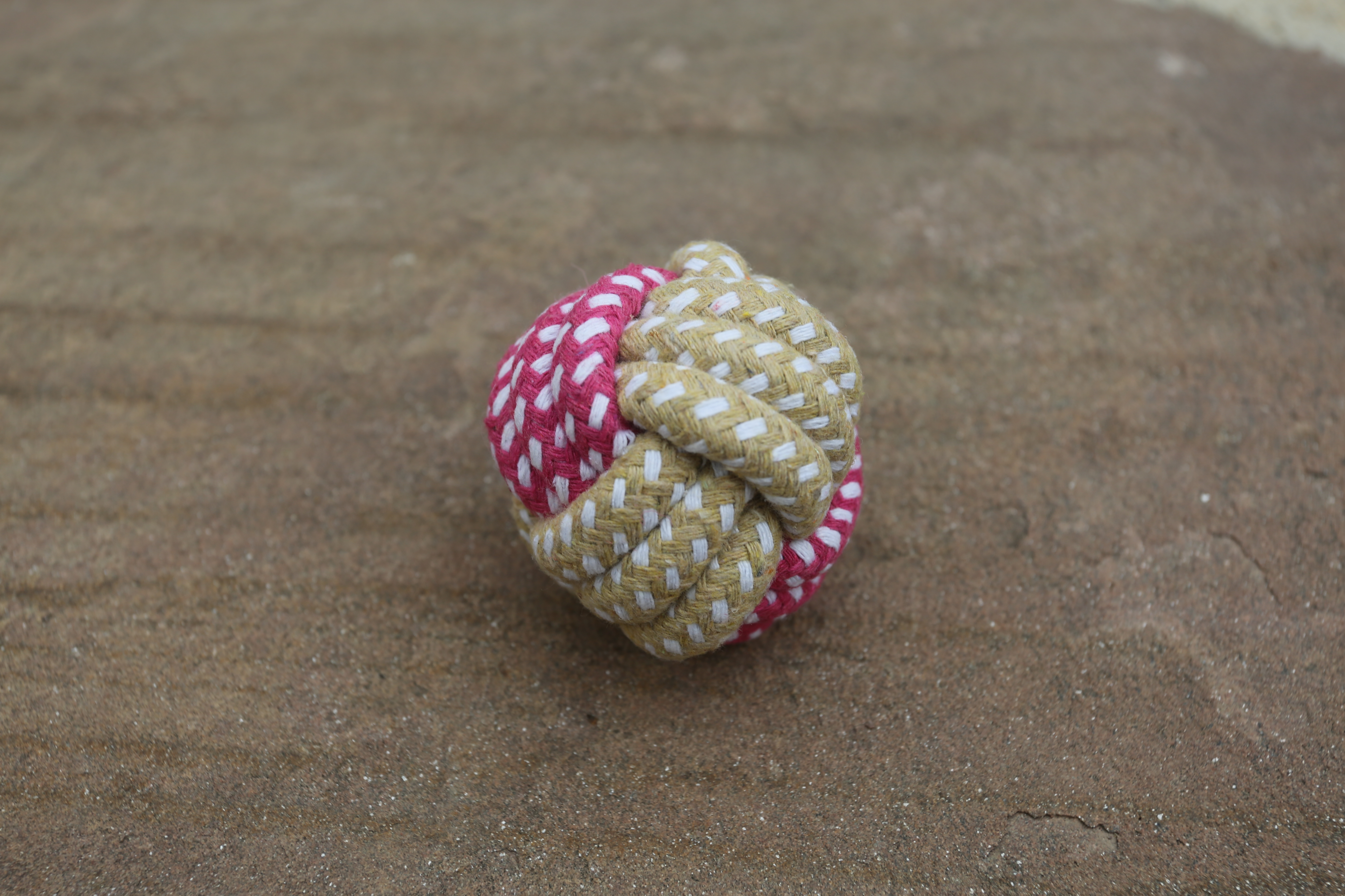 Pelota de cuerda