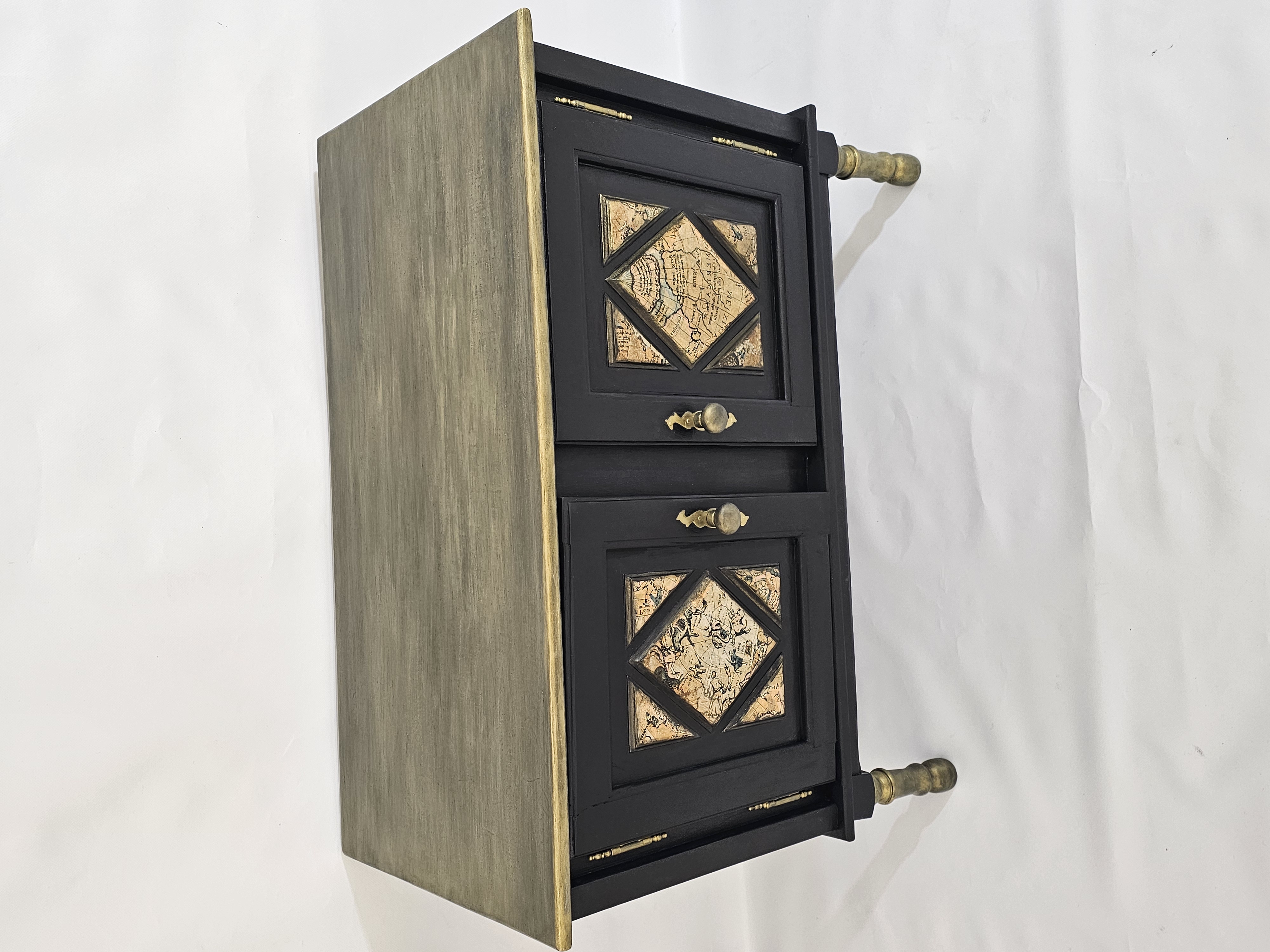 Meuble bas carte