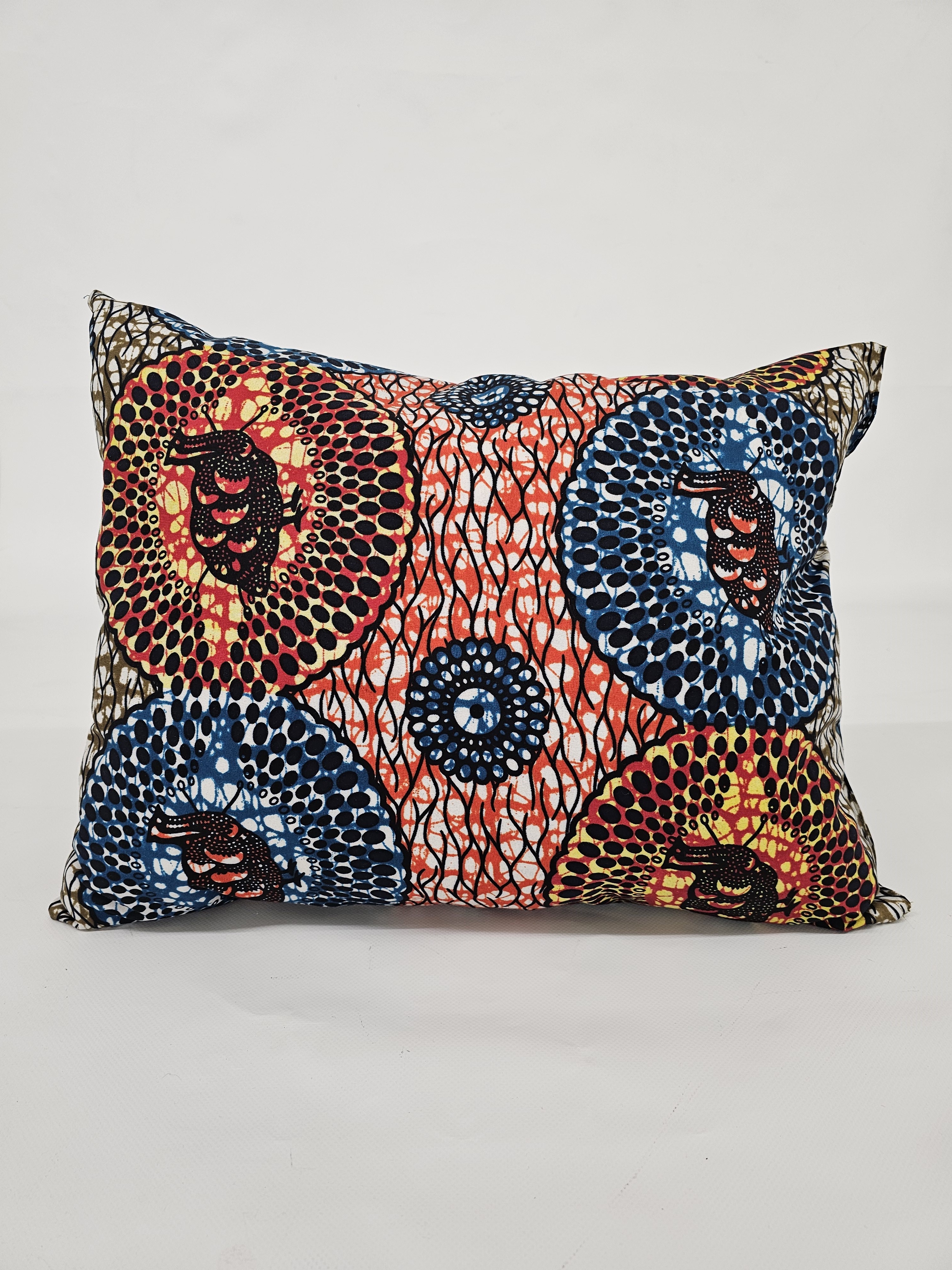 Coussin africain bleu rouge