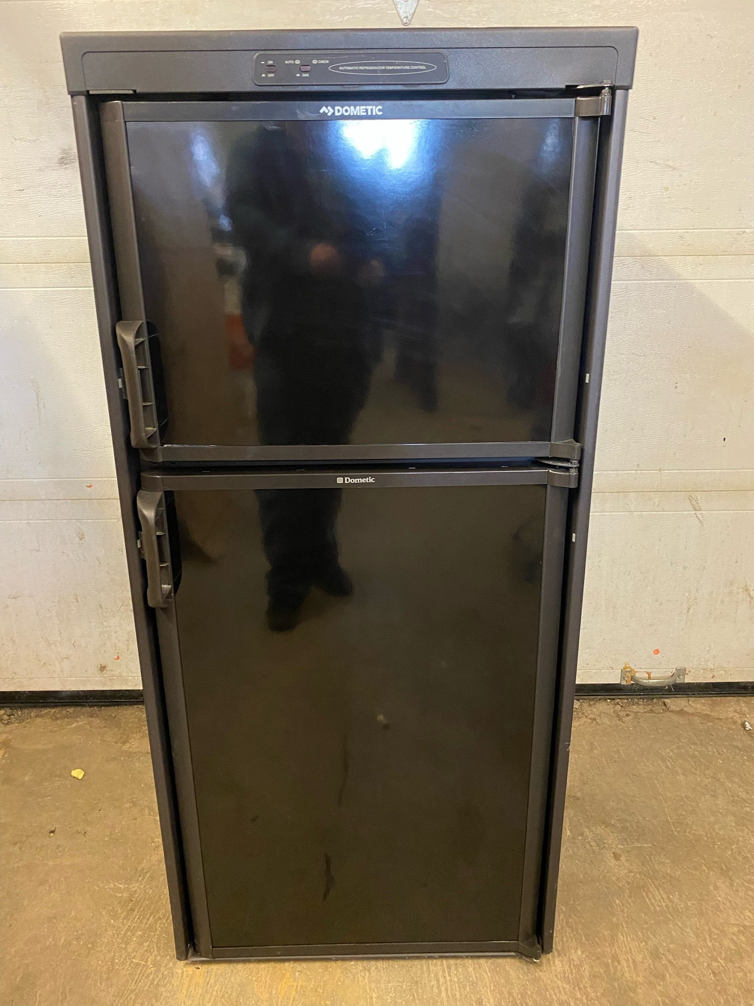 Dometic Model DM2652