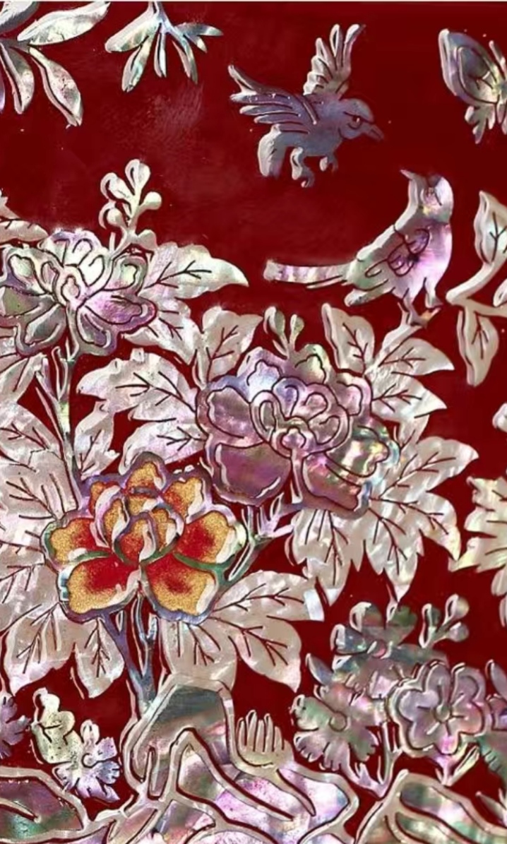Chinese Exquisite Wedding Jewelry Box Hand-carved Inlaid with Mother of Pearl Wedding Gifts