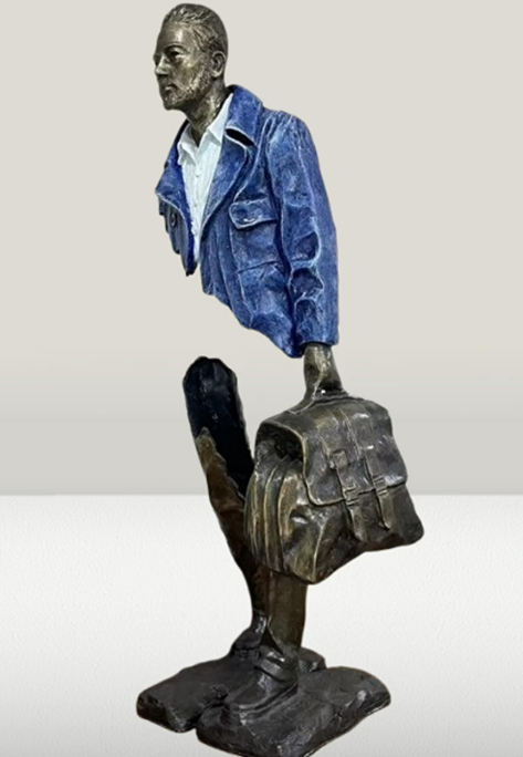 Invisible Travel Man II Bronze Sculpture Famous Surreal Traveler Bronze Figurine Replica Collectible Art large all bronze statue 