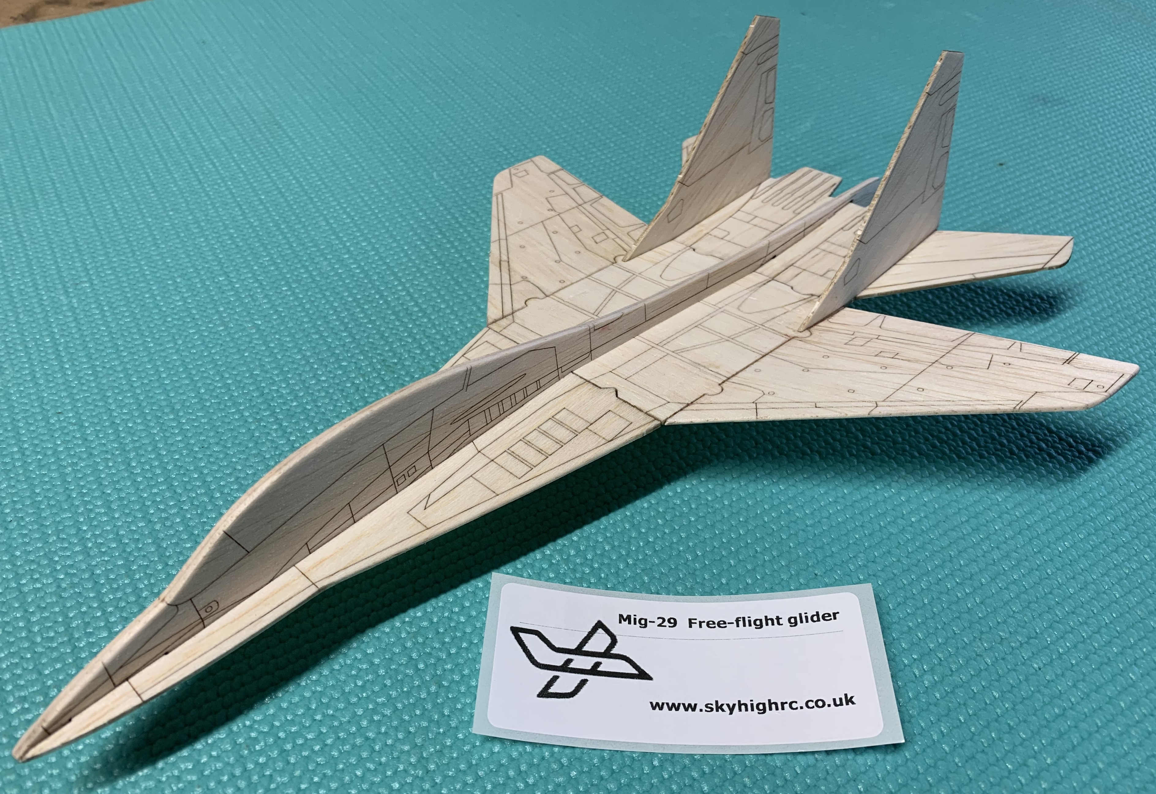 Mig-29 - Scale free-flight model glider ~ Laser-cut balsa kit