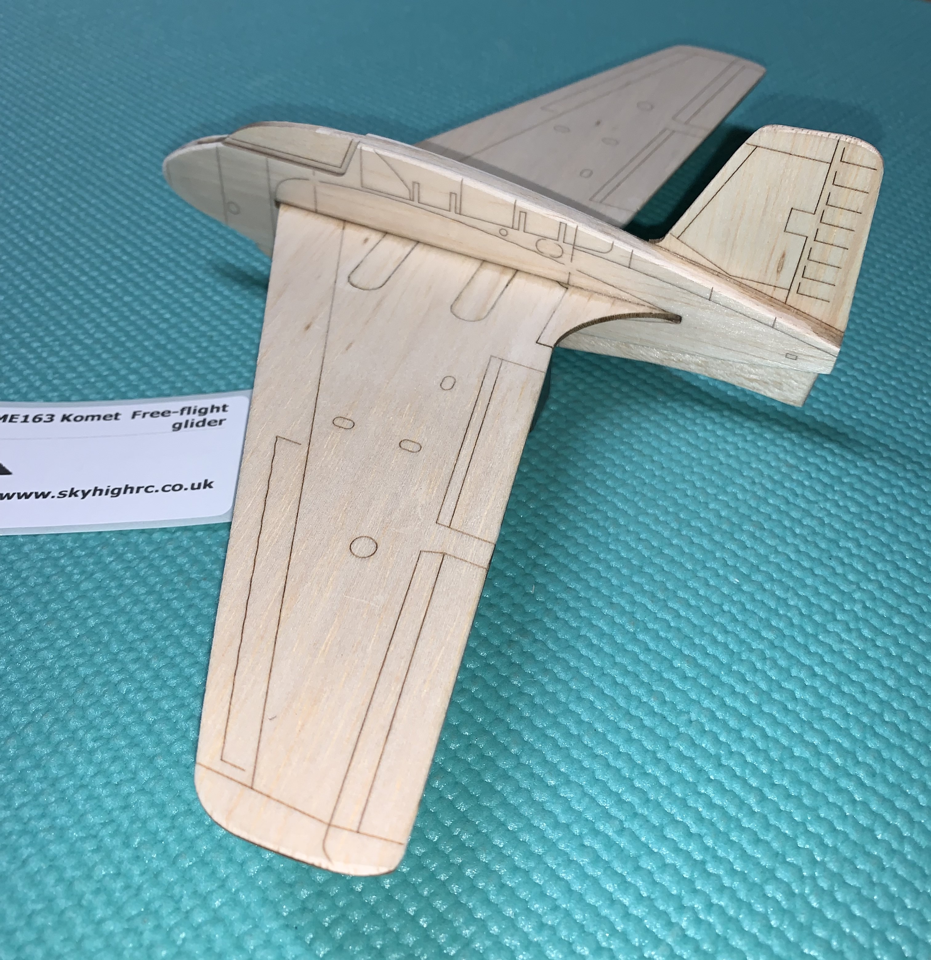 Me163 Komet - Scale free-flight model glider ~ Laser-cut balsa kit