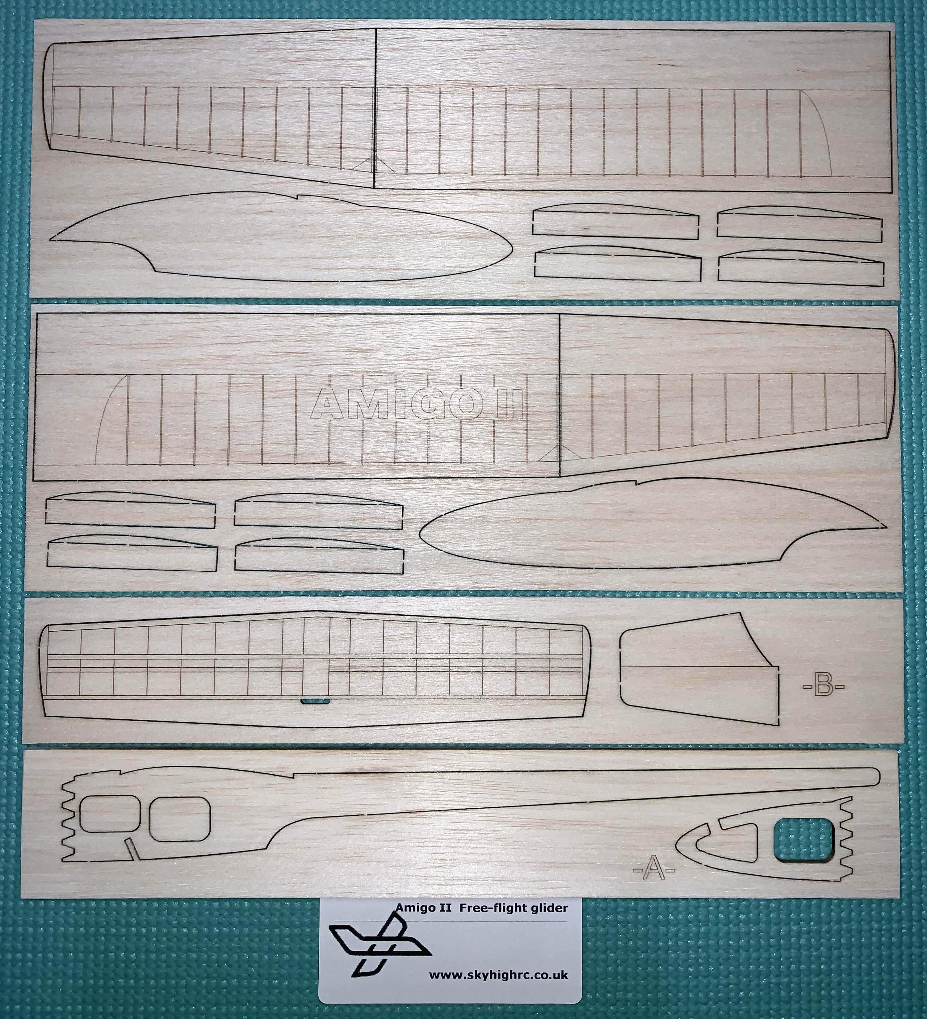 Amigo II - Free-flight model glider ~ Laser-cut balsa kit