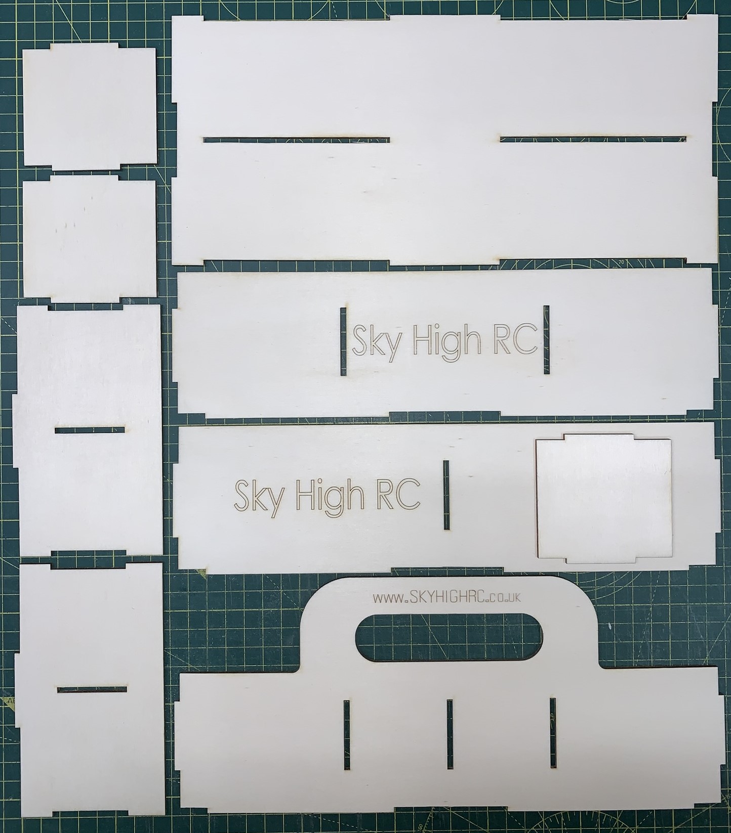 Glue Box for Model Makers & DIY ~ Laser-cut Plywood Kit