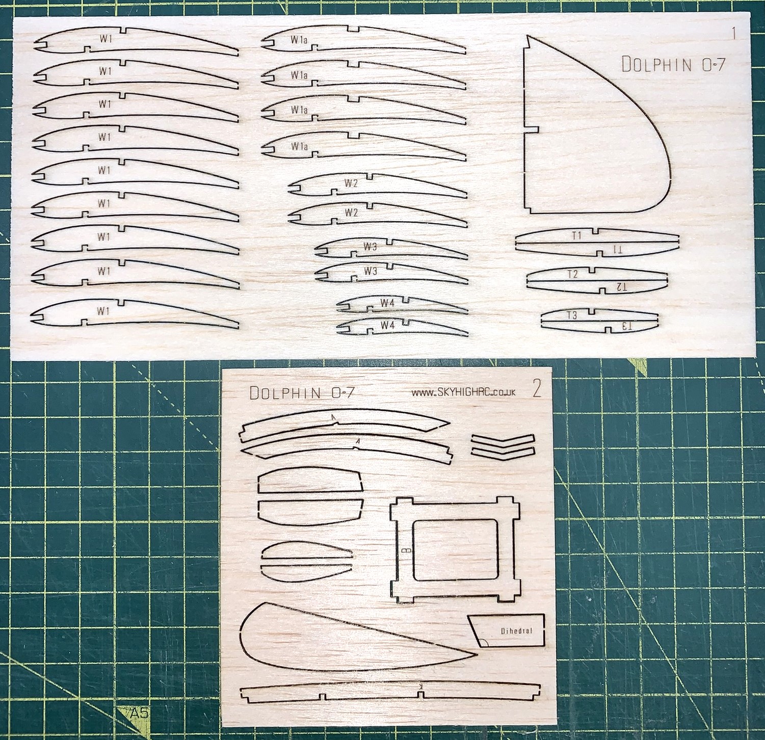 KK Dolphin 0.7 ~ 21" Vintage Free-flight Model Glider ~ Laser-cut Balsa RIB SET