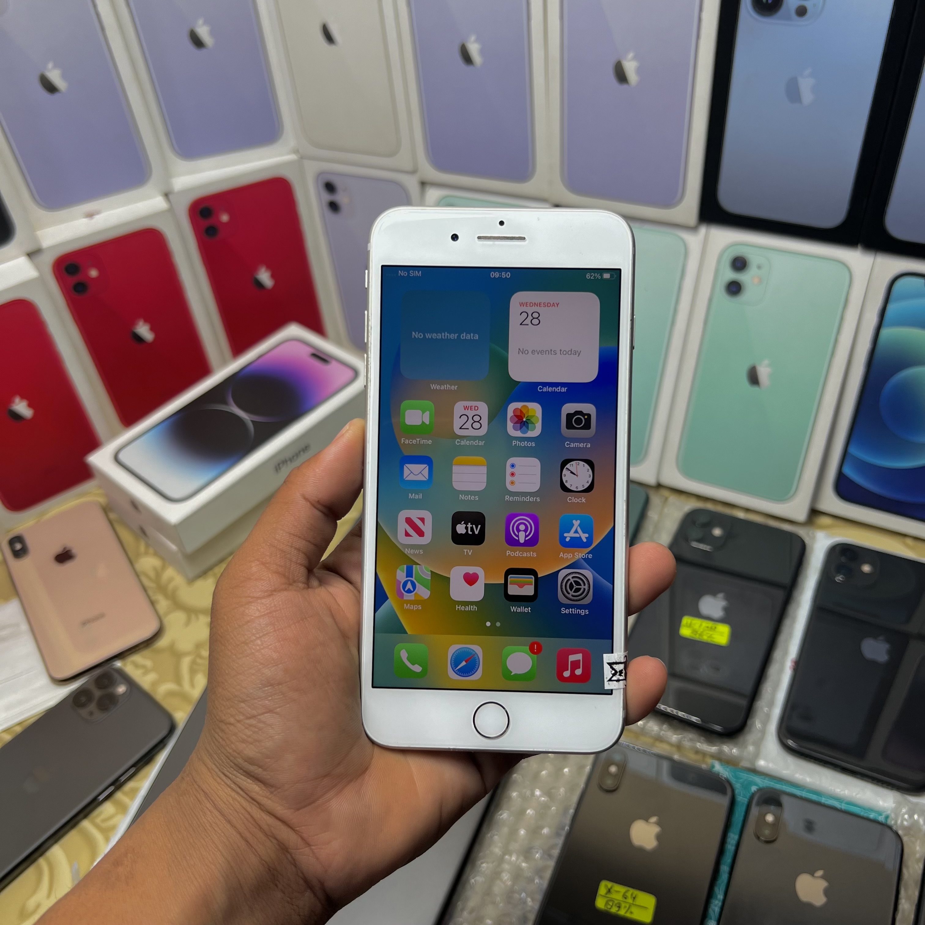 Iphone 8 plus 256Gb  Full Genuine Set ( Iphone In Nepal )