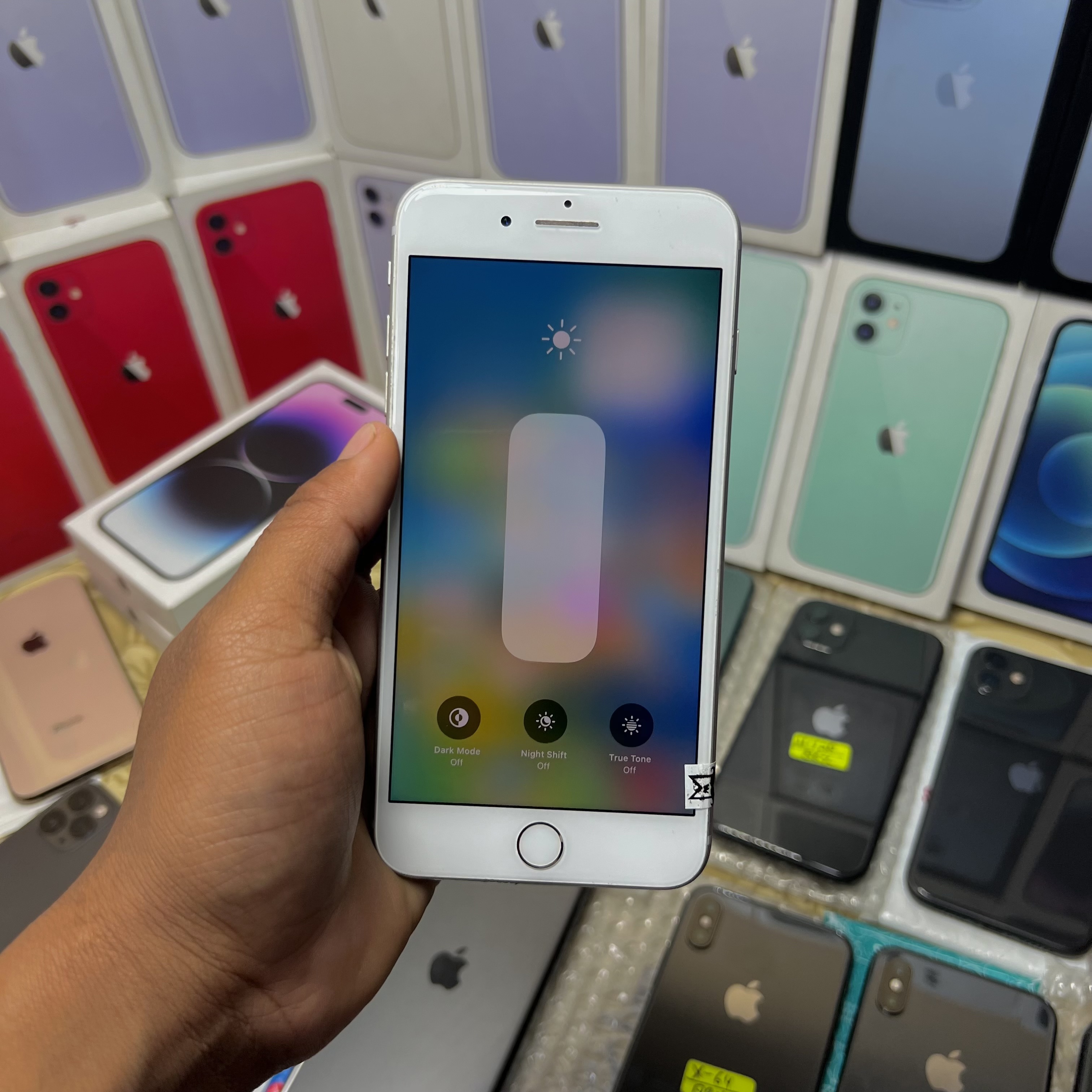 Iphone 8 plus 256Gb  Full Genuine Set ( Iphone In Nepal )