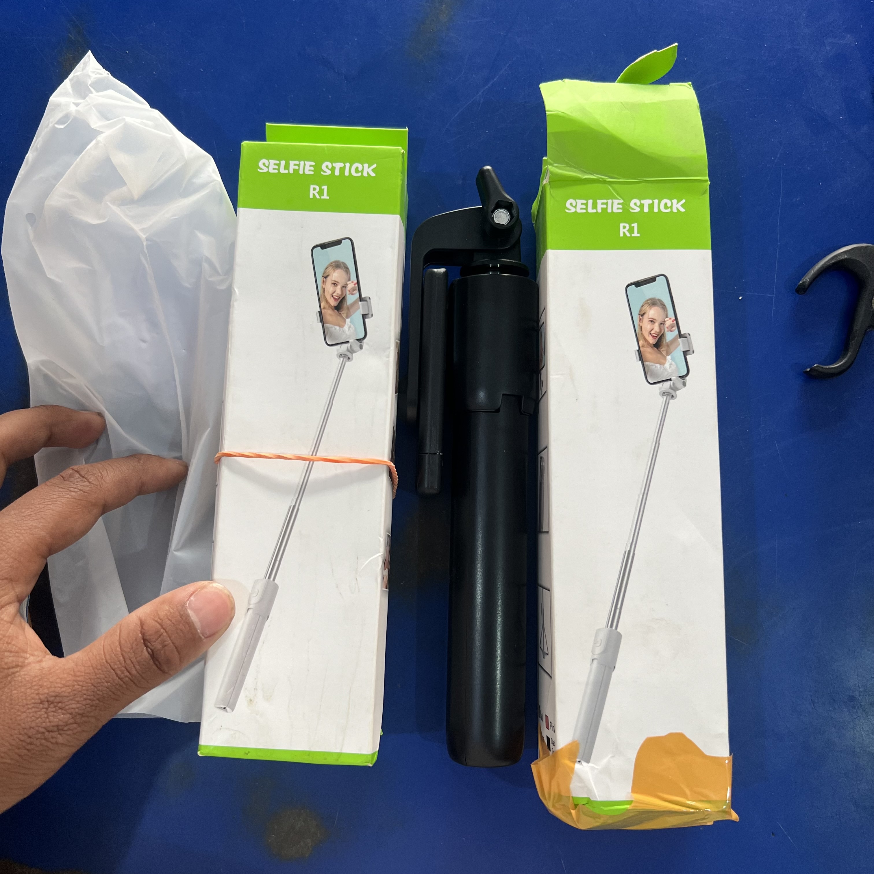 Selfie Stick ( Vlog Making stick)