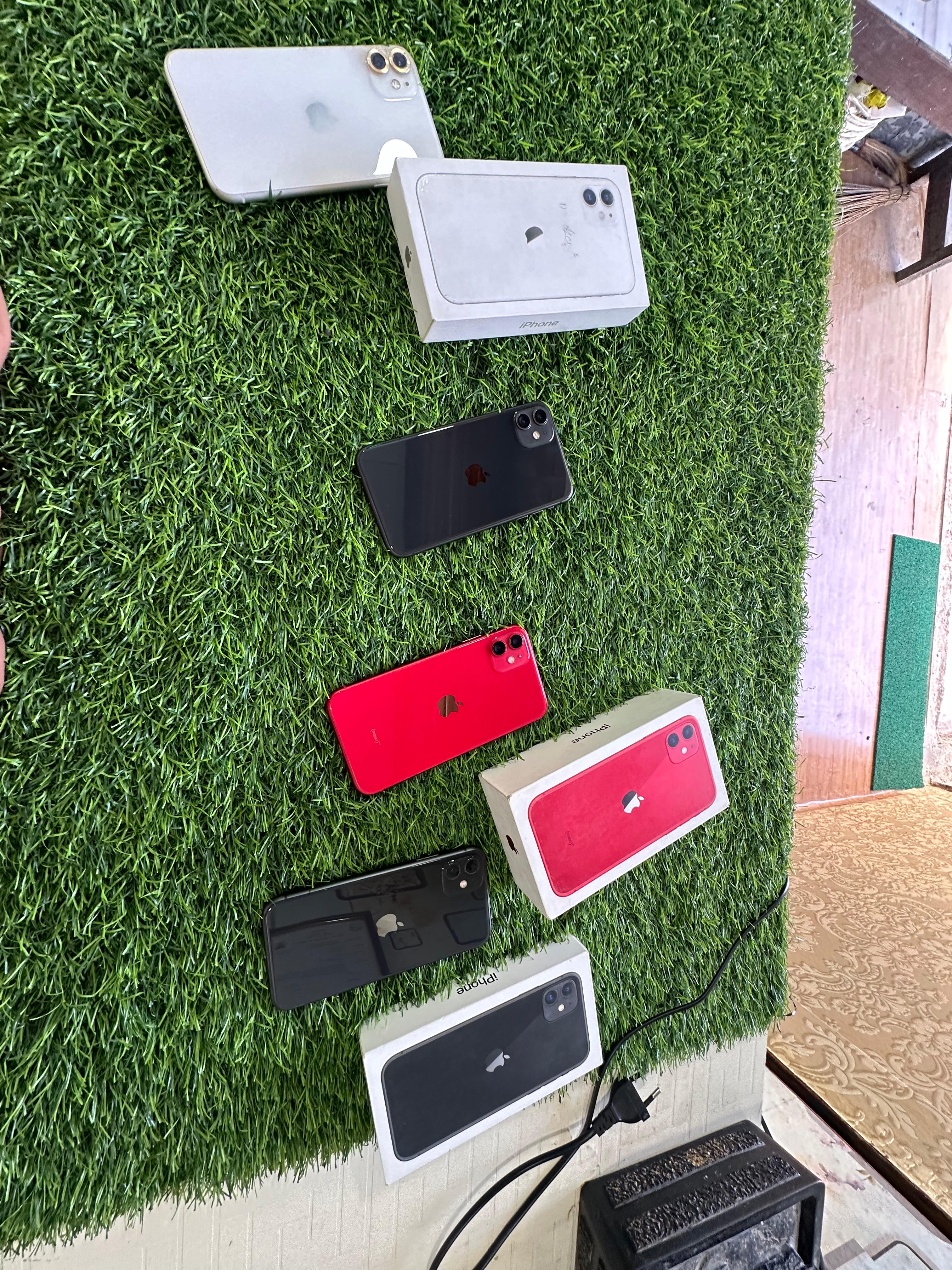 iPhone 11 64gb 128Gb In Nepal Genuine Set 