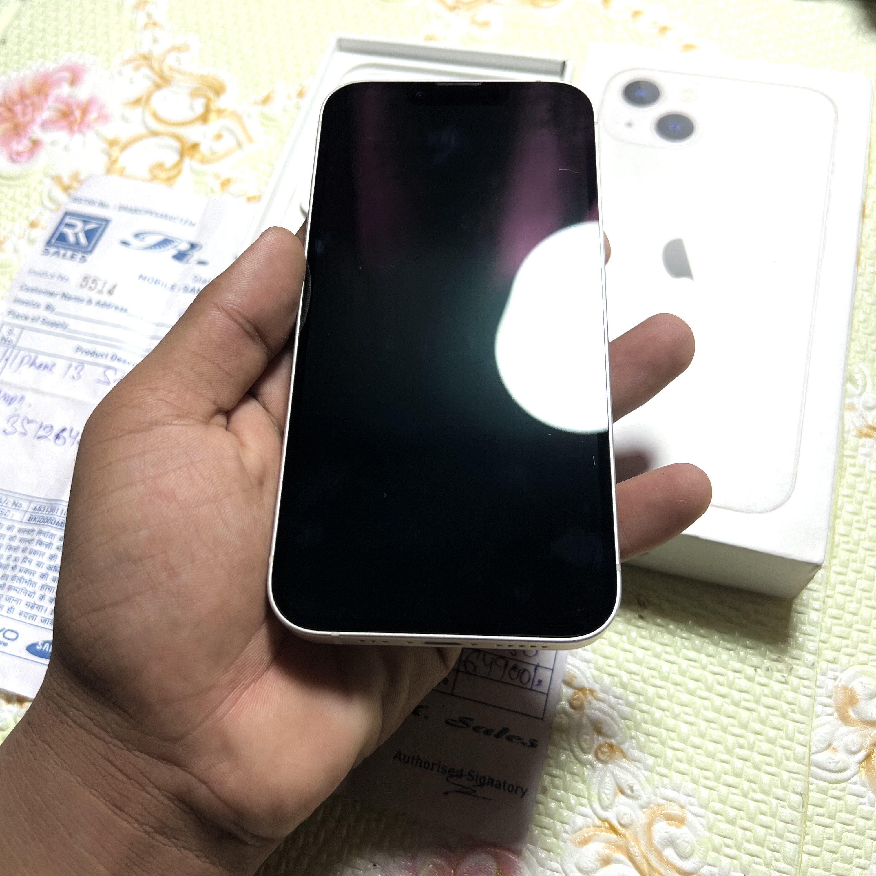 iPhone 13 128gb Full Genuine Set ( Iphone In Nepal )