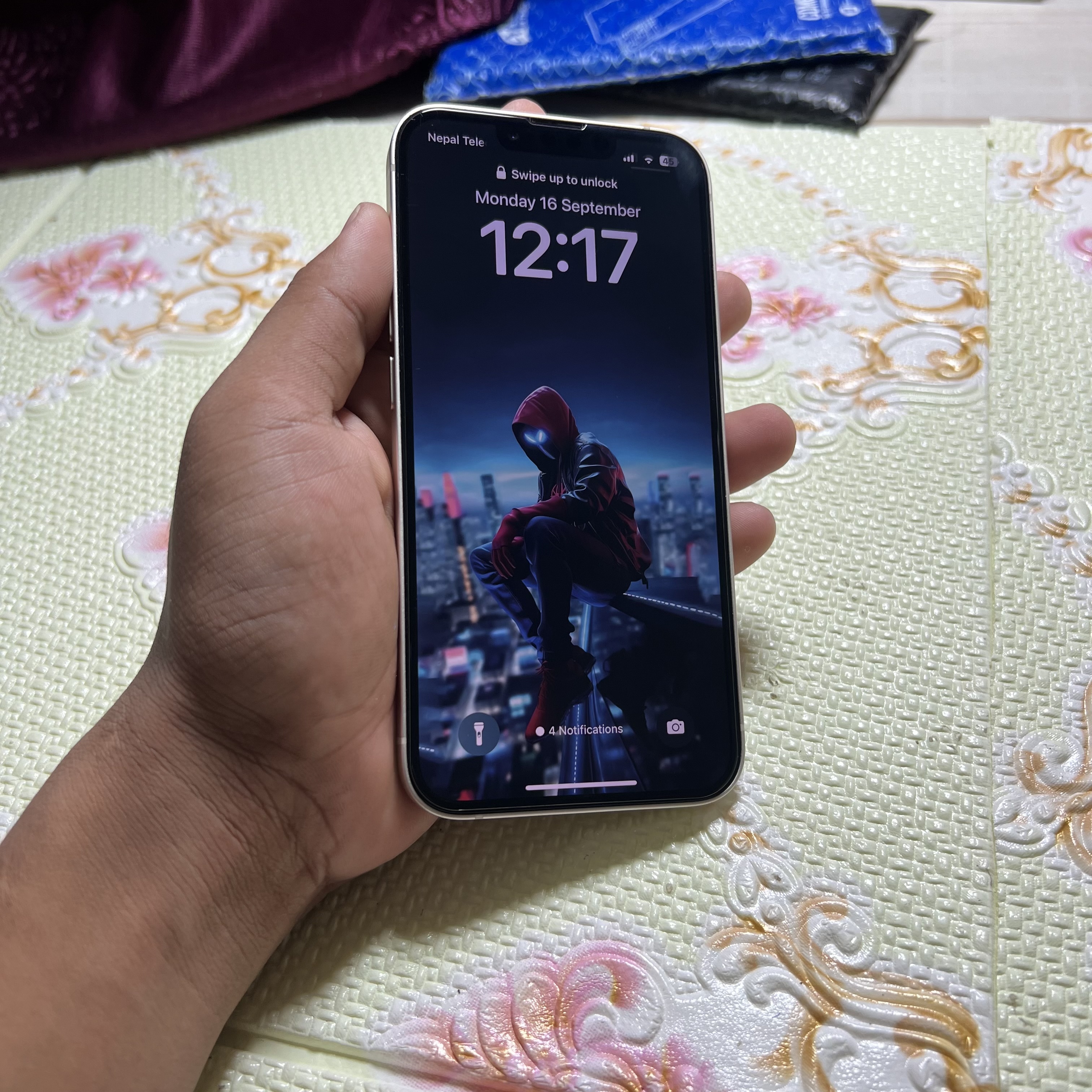 iPhone 13 128gb  Full Genuine Set ( Iphone In Nepal )