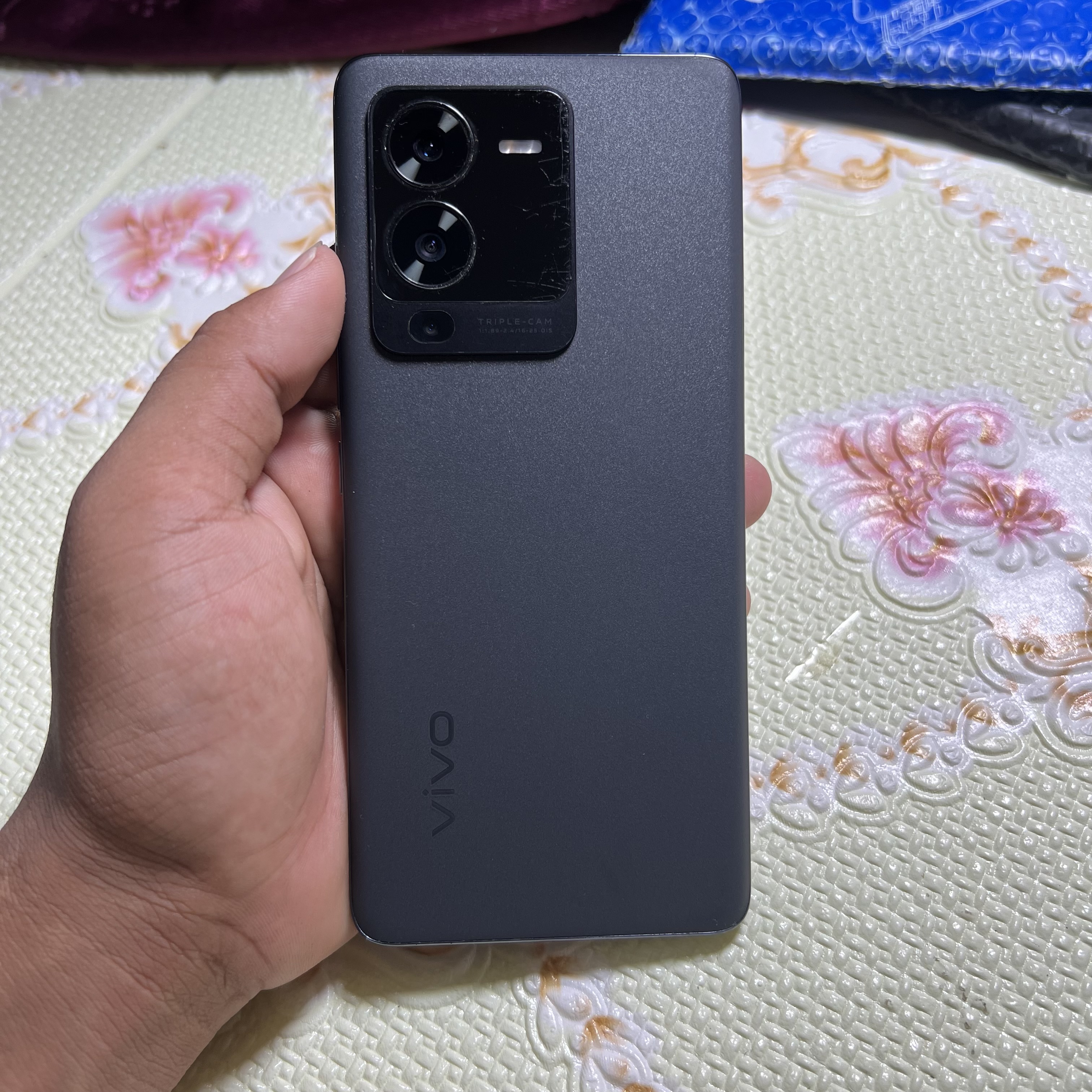 Vivo V25 Pro ( 12/256Gb )  Tihar  Offer Full Genuine Set ( Iphone In Nepal )