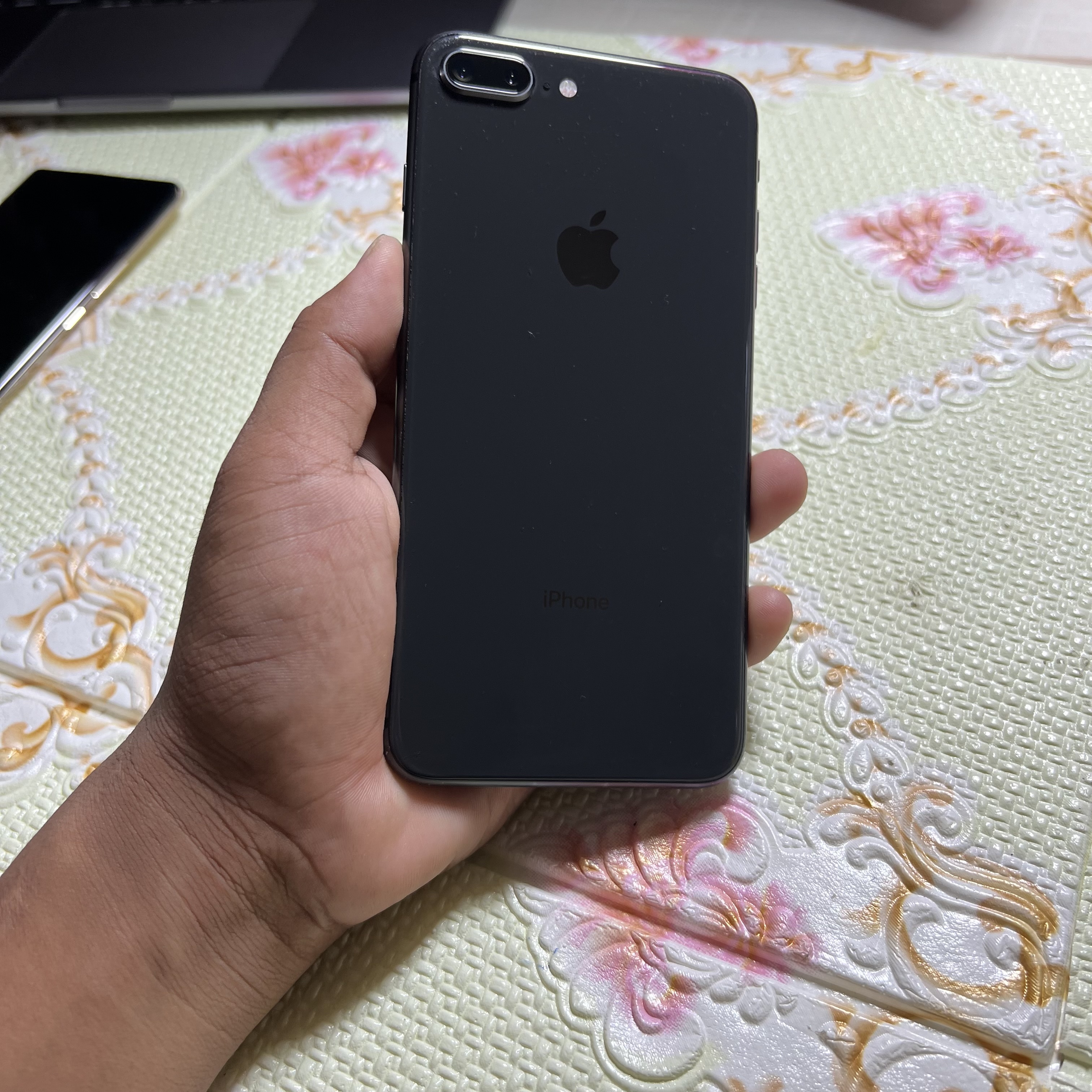 iPhone 8Plus 256Gb Genuine Set With Best Rate