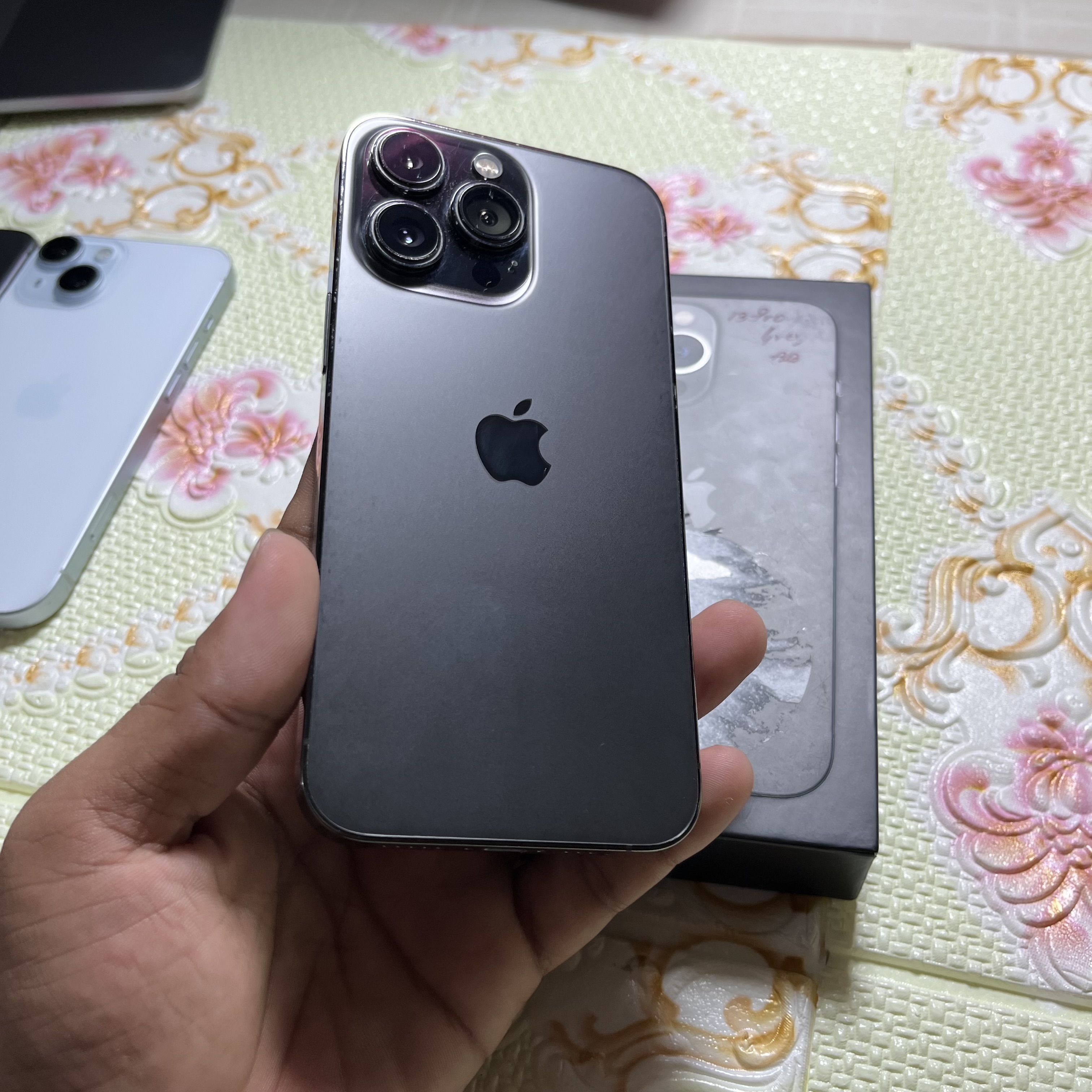 iPhone 13 Pro 128gb  Full Genuine Set ( Iphone In Nepal )