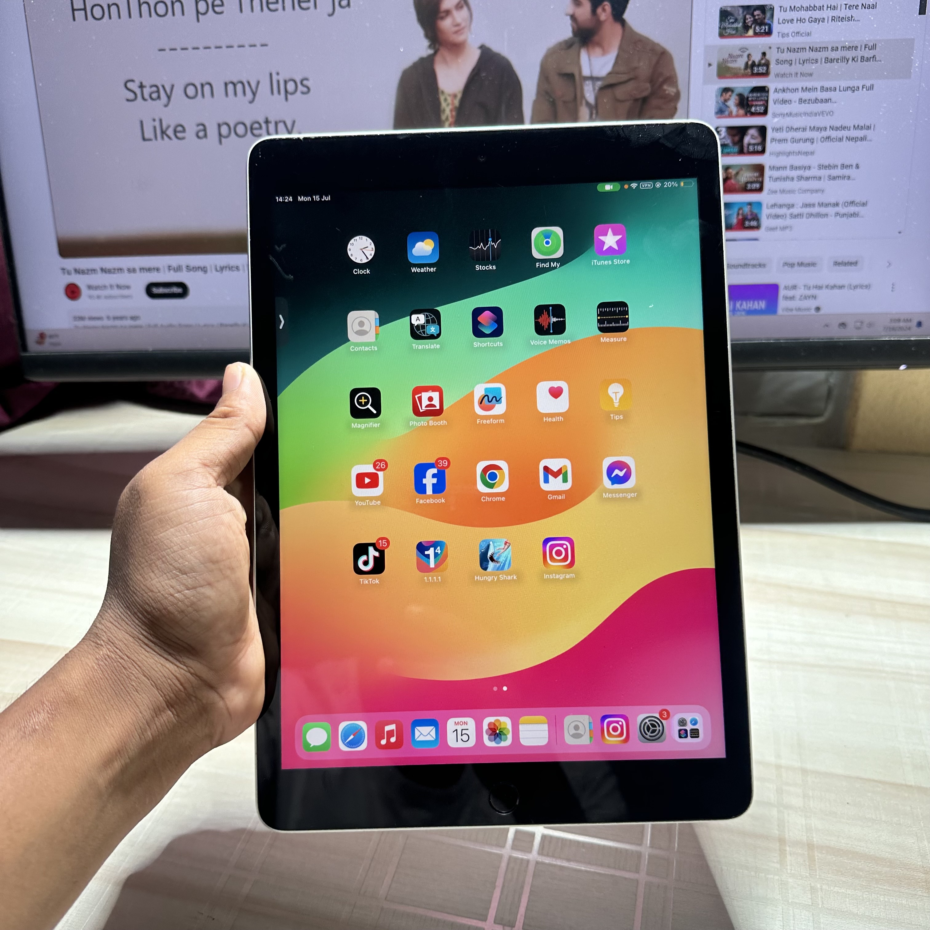 iPad 9th Gen - 64Gb   Full Genuine Set ( Iphone In Nepal )