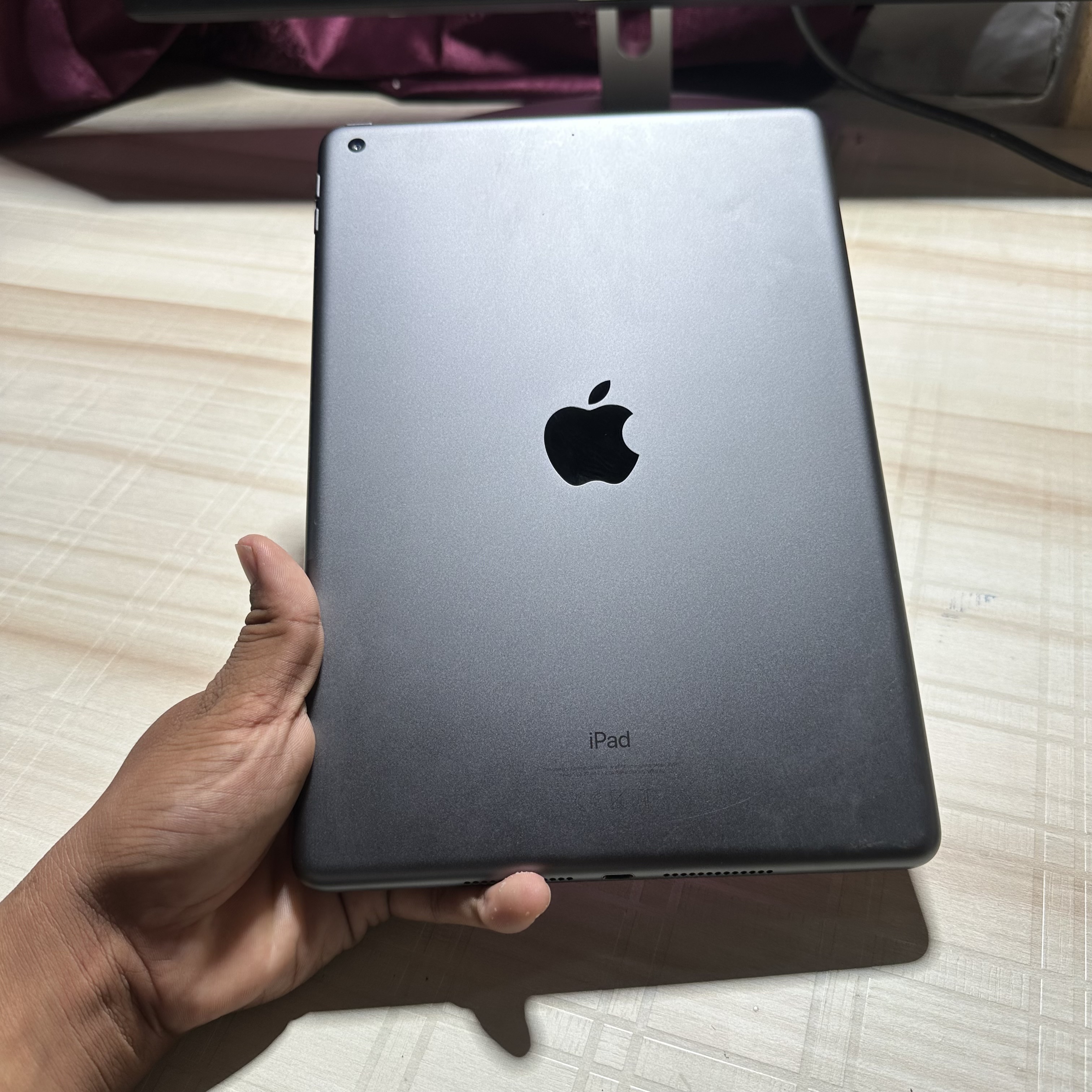 Ipad 7th Gen 128Gb -  Dashain Offer Full Genuine Set ( Iphone In Nepal )