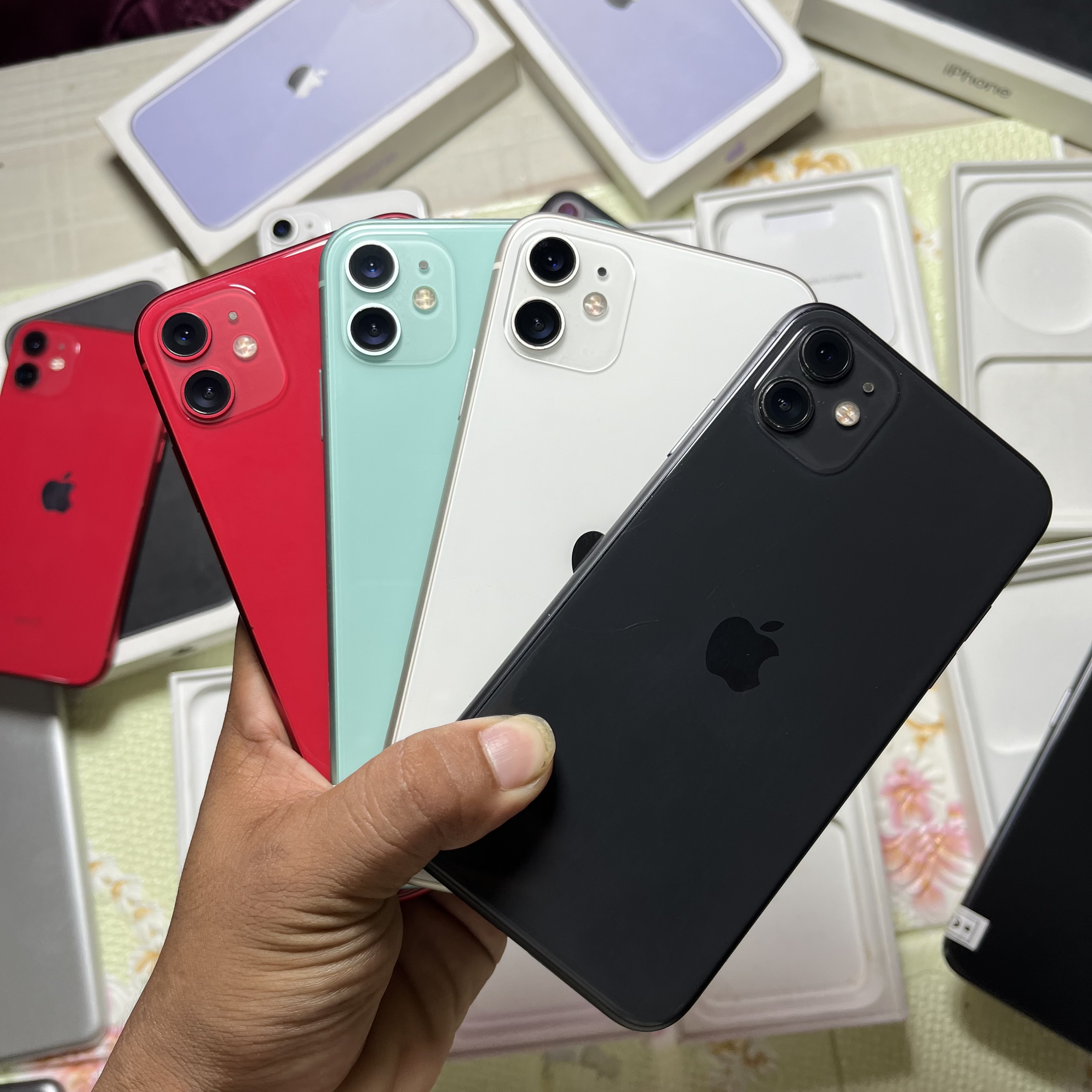 iPhone 11 64 & 128GB - Full Genuine Set ( Iphone In Nepal )