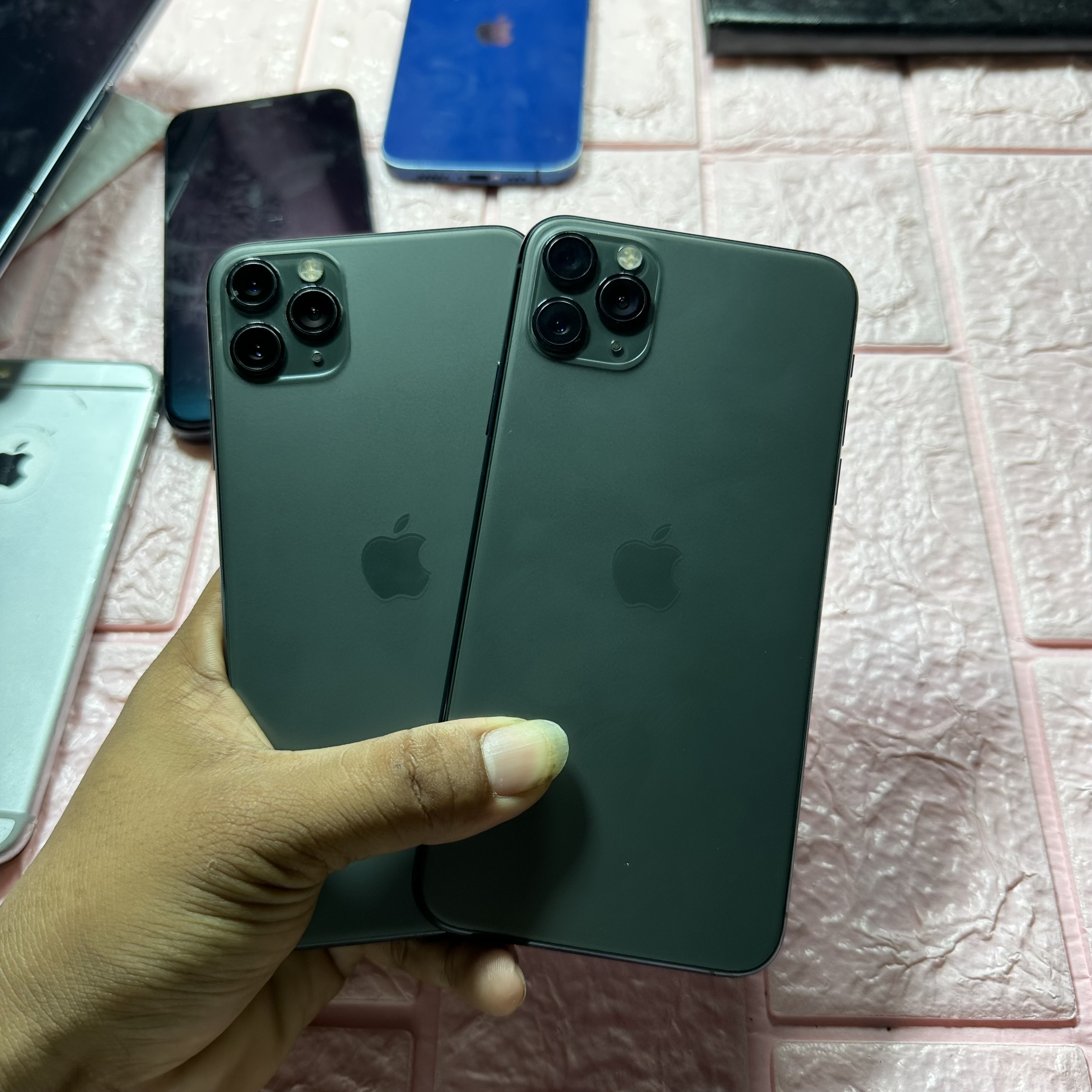iPhone 11 Pro Max  256gb  Full Genuine Set ( Iphone In Nepal )