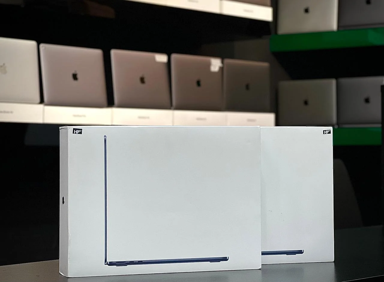 Apple MacBook Air M3 (2024)