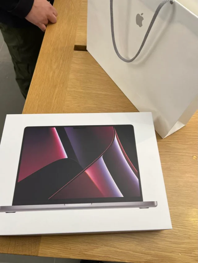 Apple Macbook Pro 2020 M1 Chip