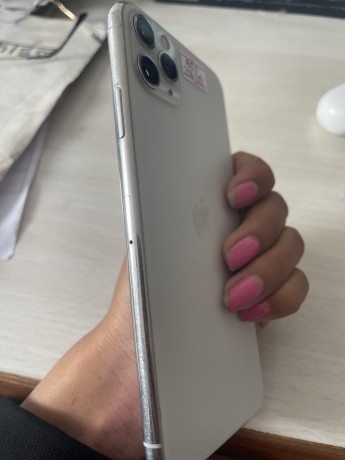 iPhone 11 pro max  256gb - genuine set with original price in Nepal 