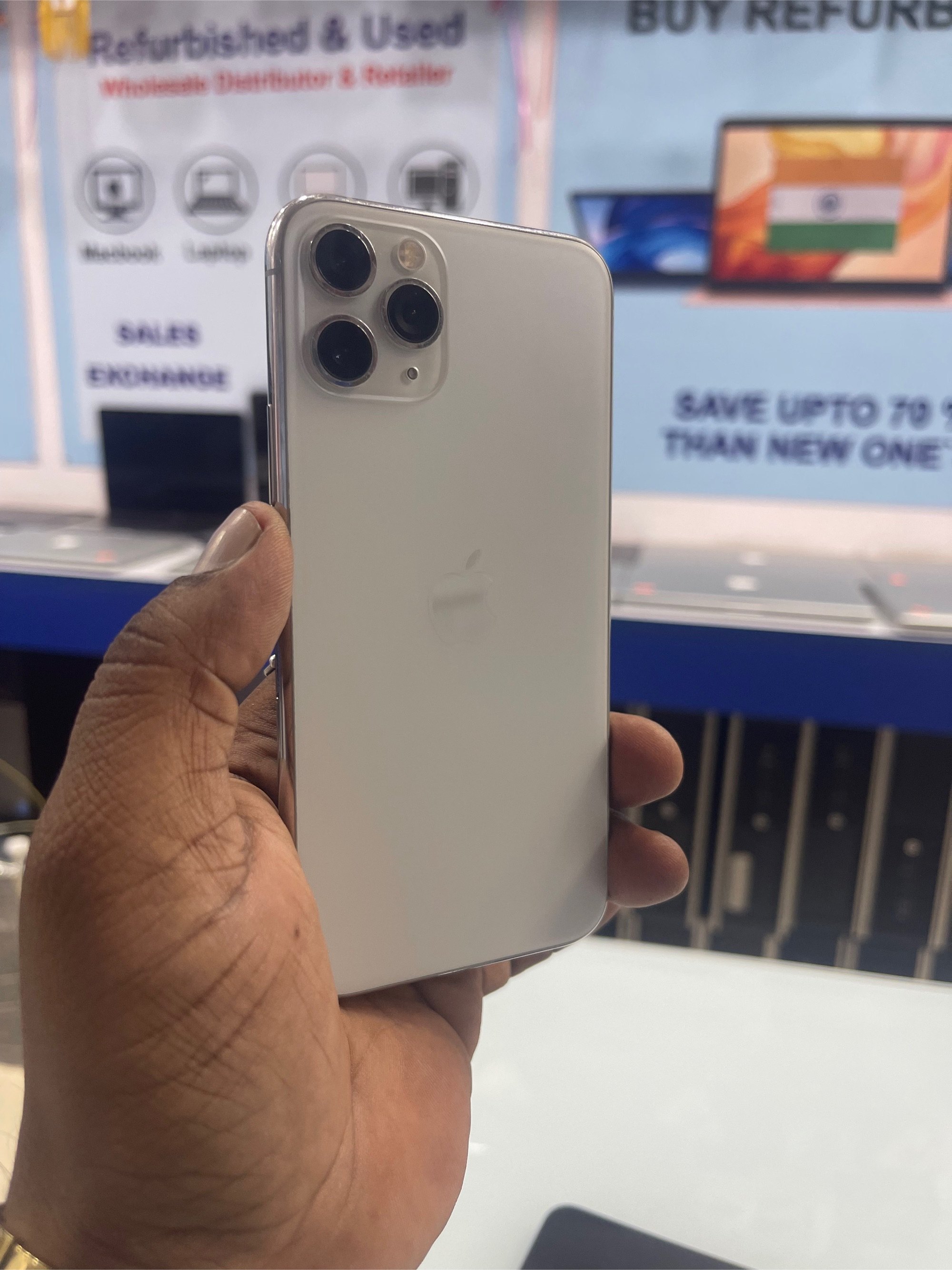 iPhone 11 pro 256gb - genuine set with original price in Nepal 