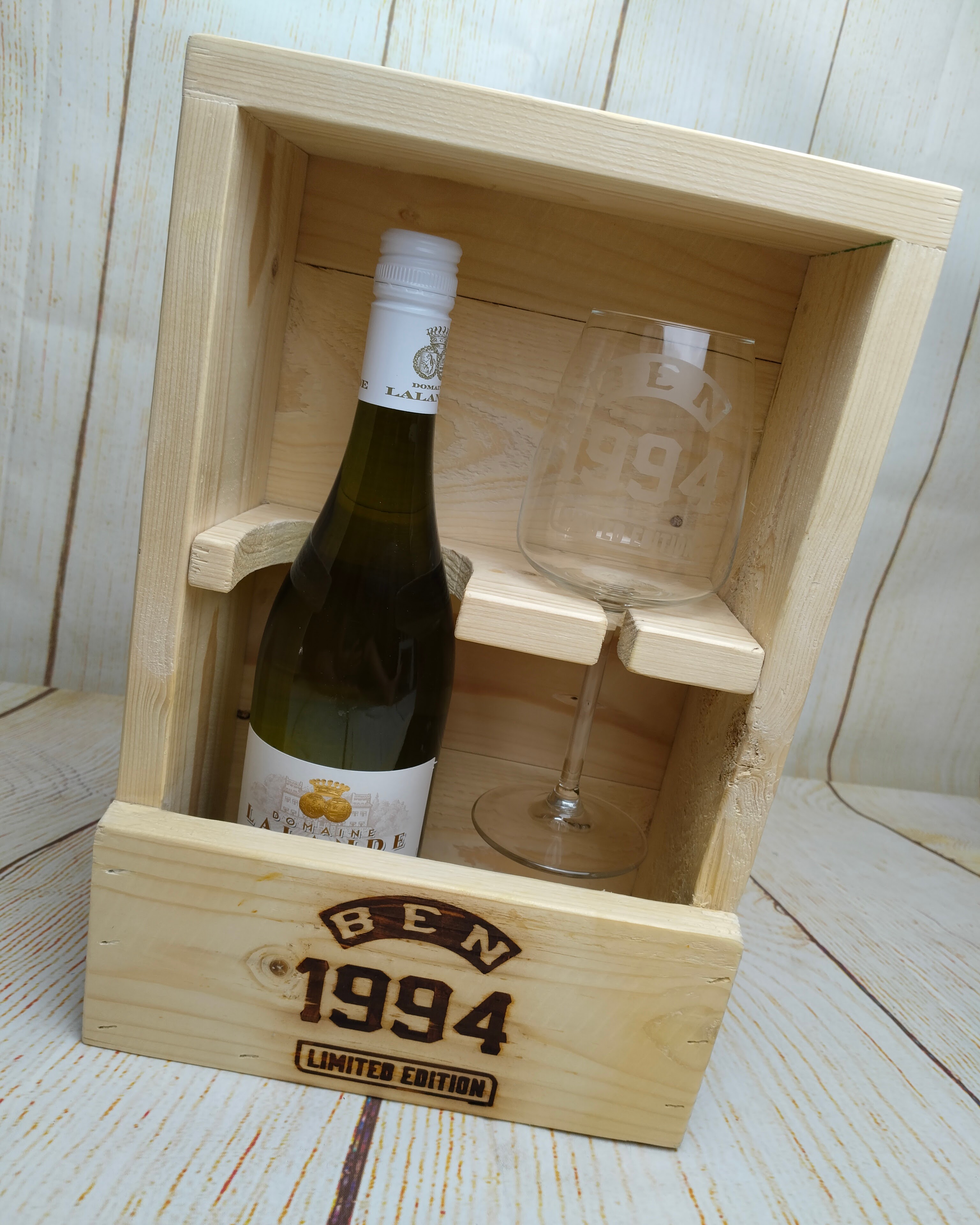 Wijn / cava kist met gepersonaliseerd glas