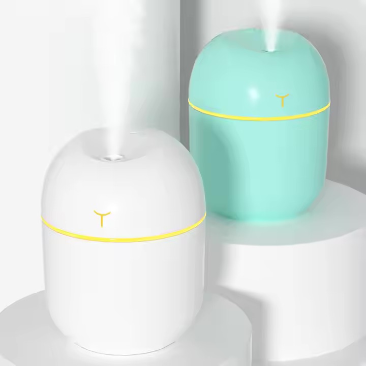 Portable Mini Air Humidifier Aroma Diffuser Small Essential Oil Diffuser Home Fragrance Diffuser Machine for Home or Car