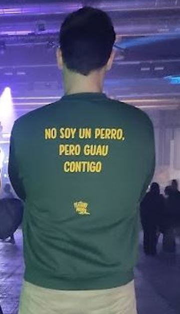 Sudadera Verde Aventura Guau