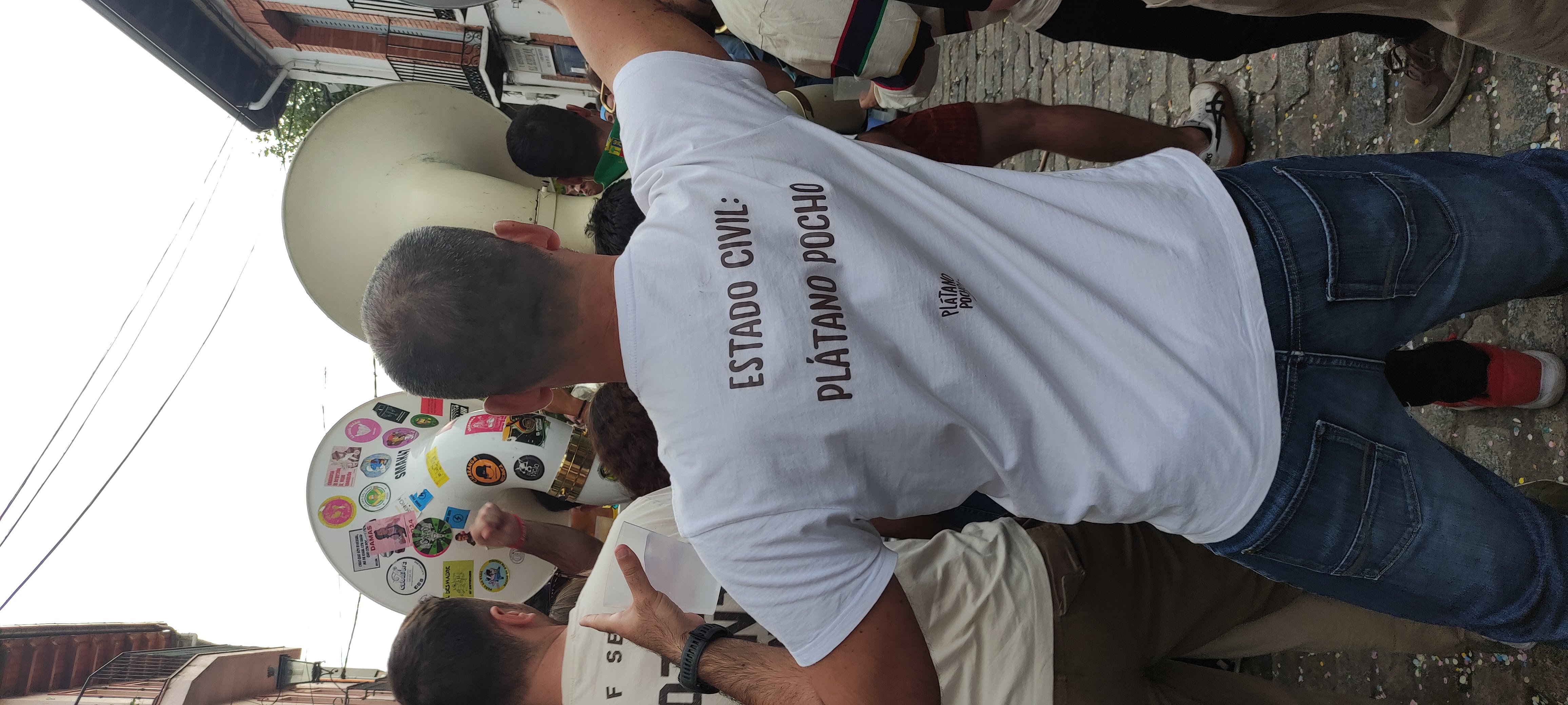 Camiseta Blancos Estado Civil