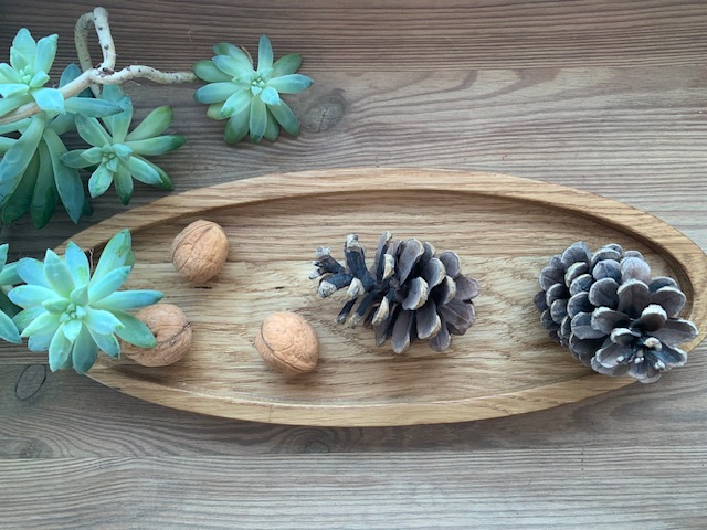 Medinis padėklas (ovalas) / Wooden tray (oval)