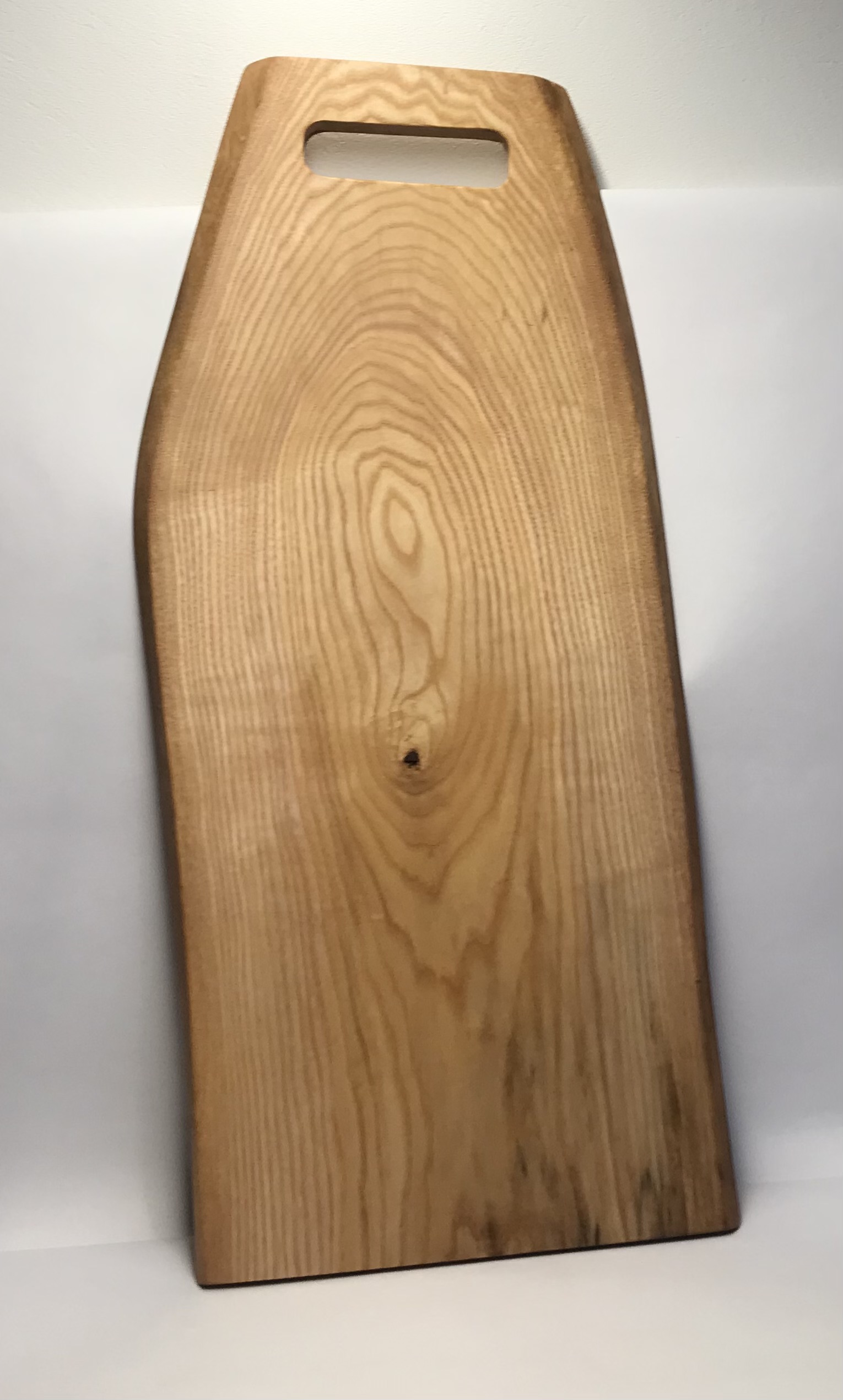 Pjaustymo-serviravimo lentelė, uosis/ cutting-serving board, ash tree 54x21,5/13x1,0 cm 