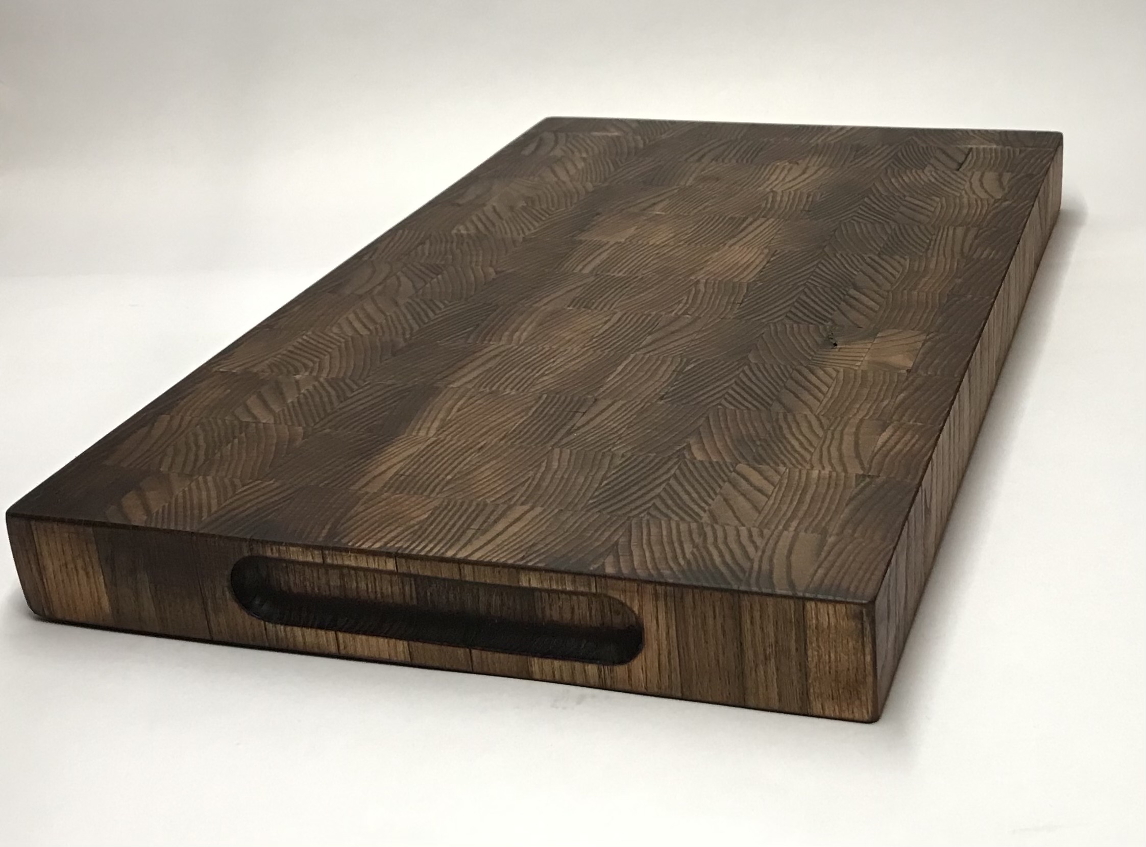 Pjaustymo lentelė, uosis (tamsintas)/ cutting board, ash tree (darkened) 37,5x23,5x3 cm