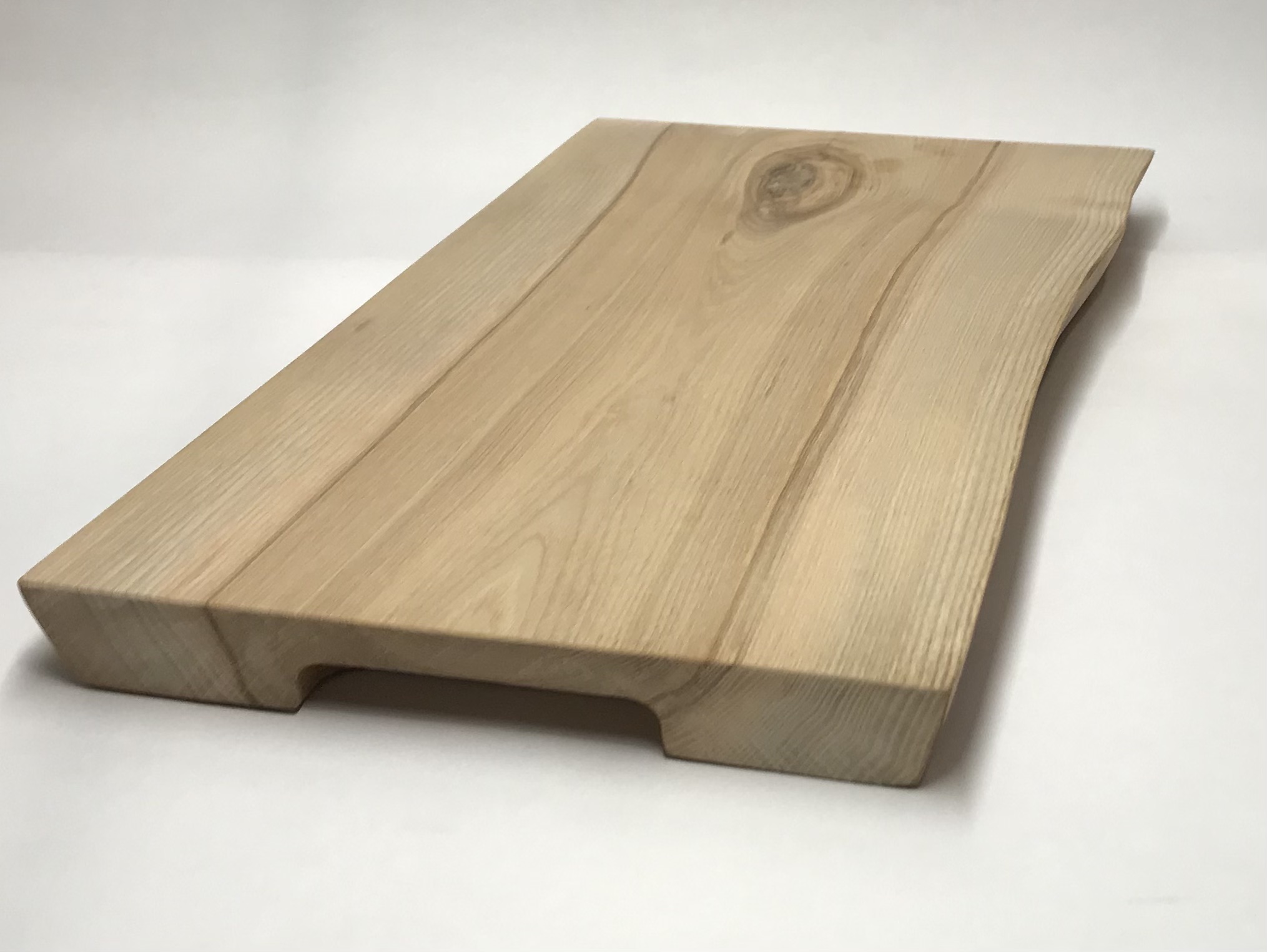 Pjaustymo lentelė, uosis/ cutting board, ash tree 39x20/21x2,5 cm