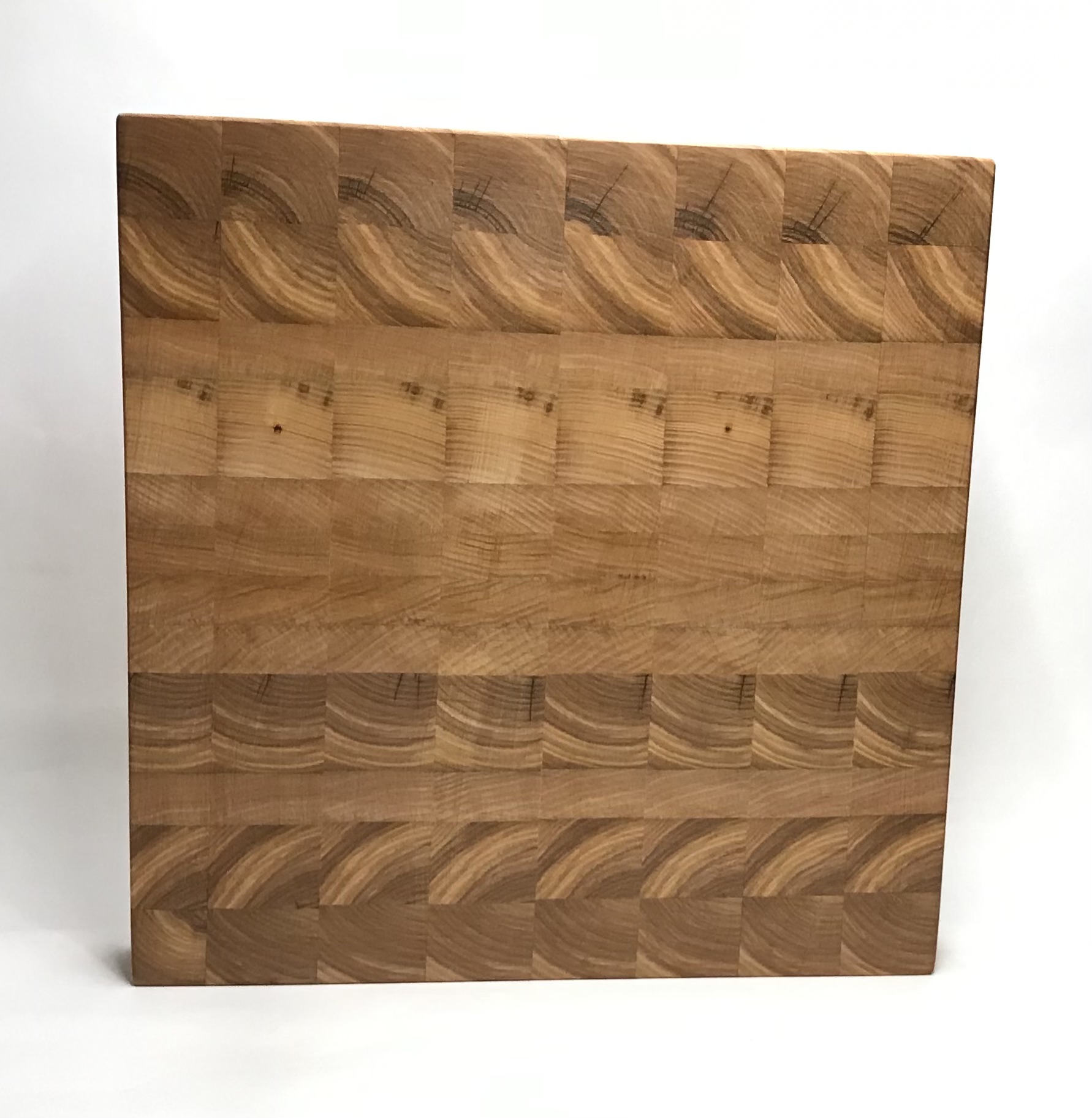 Pjaustymo lentelė, uosis/ cutting board, ash tree 28,5x28x3,5 cm
