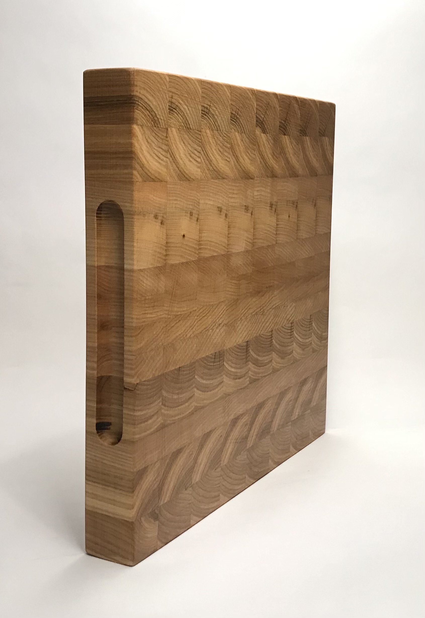 Pjaustymo lentelė, uosis/ cutting board, ash tree 28,5x28x3,5 cm