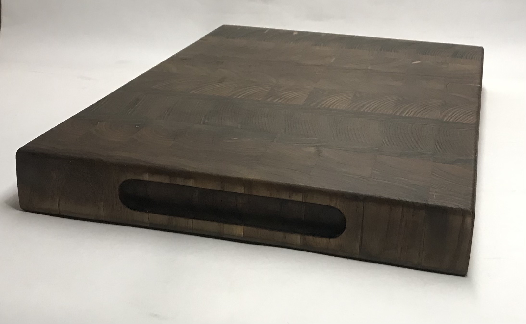 Pjaustymo lentelė, uosis (tamsintas)/ cutting board, ash tree (darkened) 38x26x4 cm