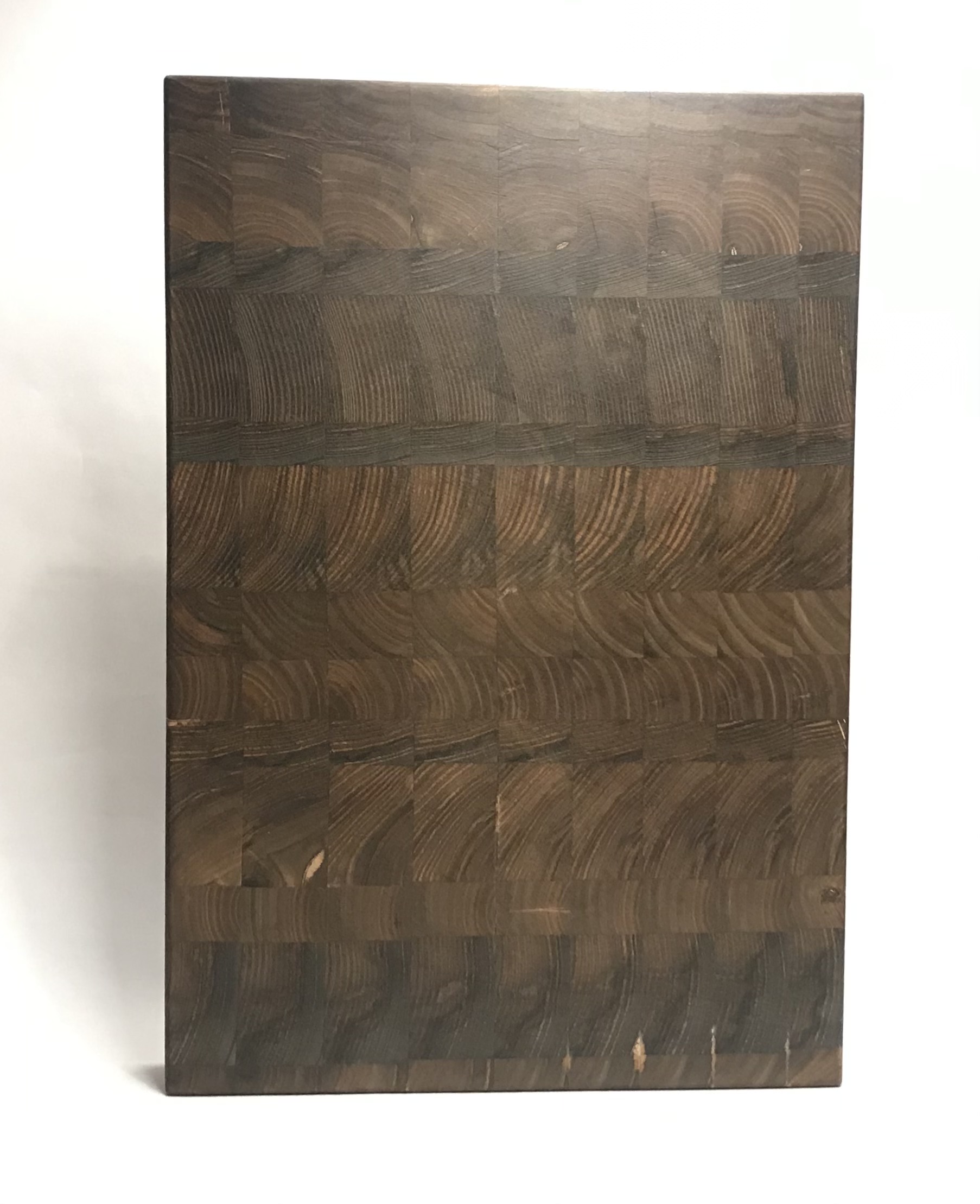 Pjaustymo lentelė, uosis (tamsintas)/ cutting board, ash tree (darkened) 38x26x4 cm