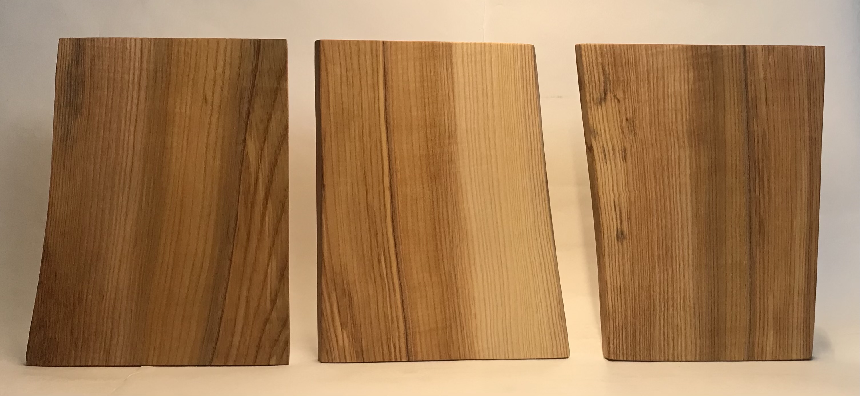 Pjaustymo-serviravimo lentelė, uosis - 3 vnt/ cutting-serving board, ash tree- 3 pcs; 23,5x15/18x1 cm 