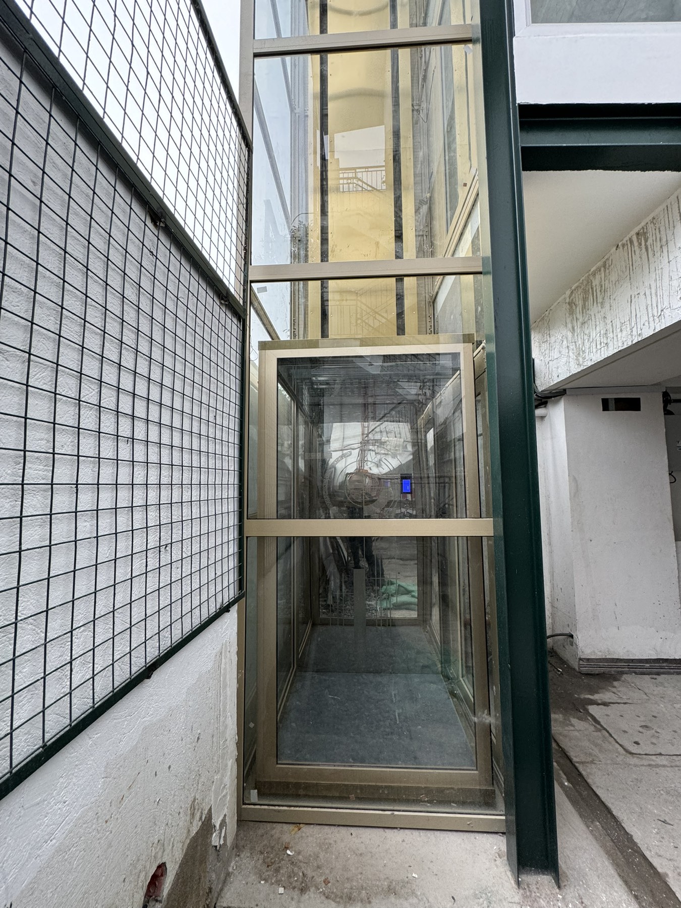 Cargo Lift