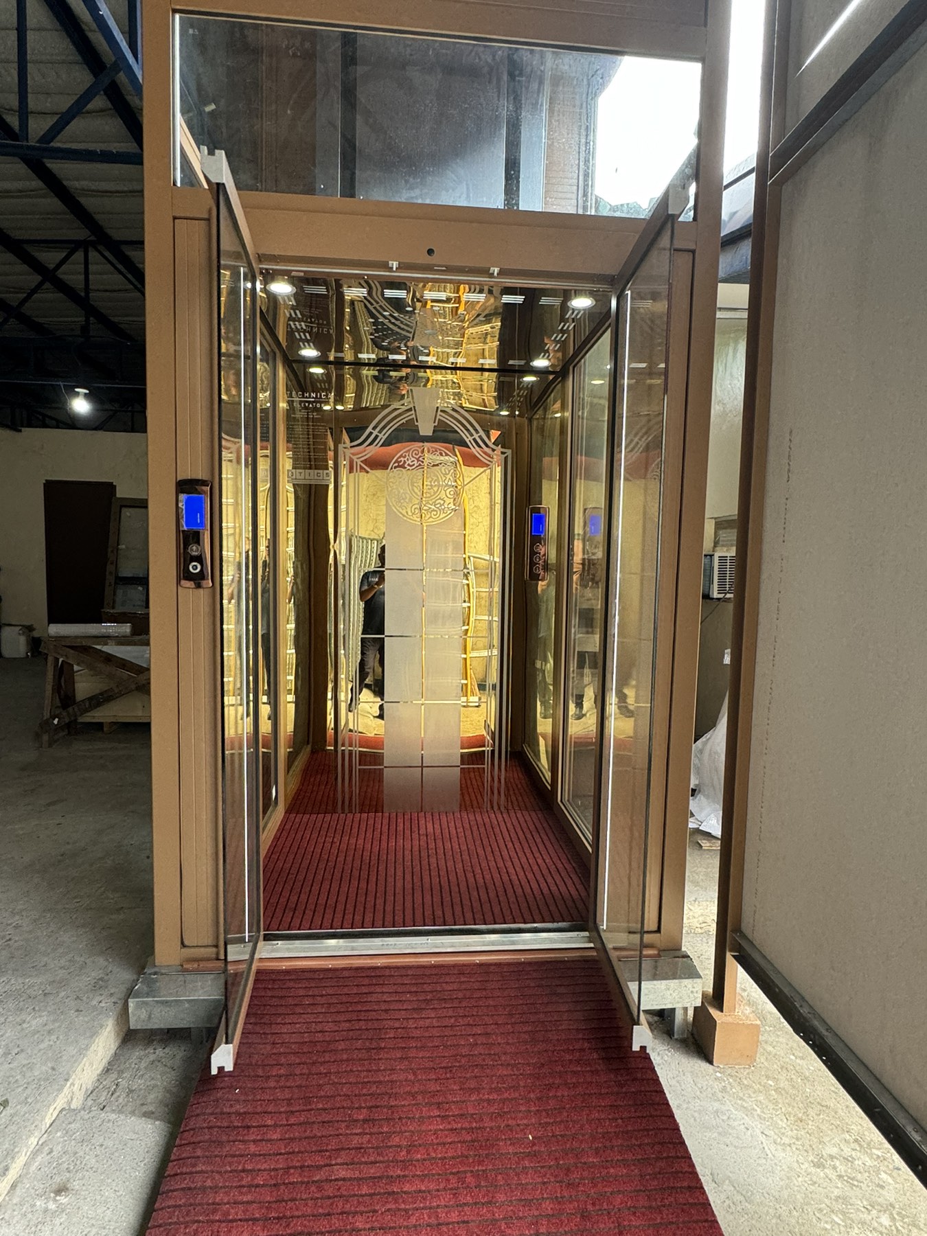Hydraulic Home Elevator