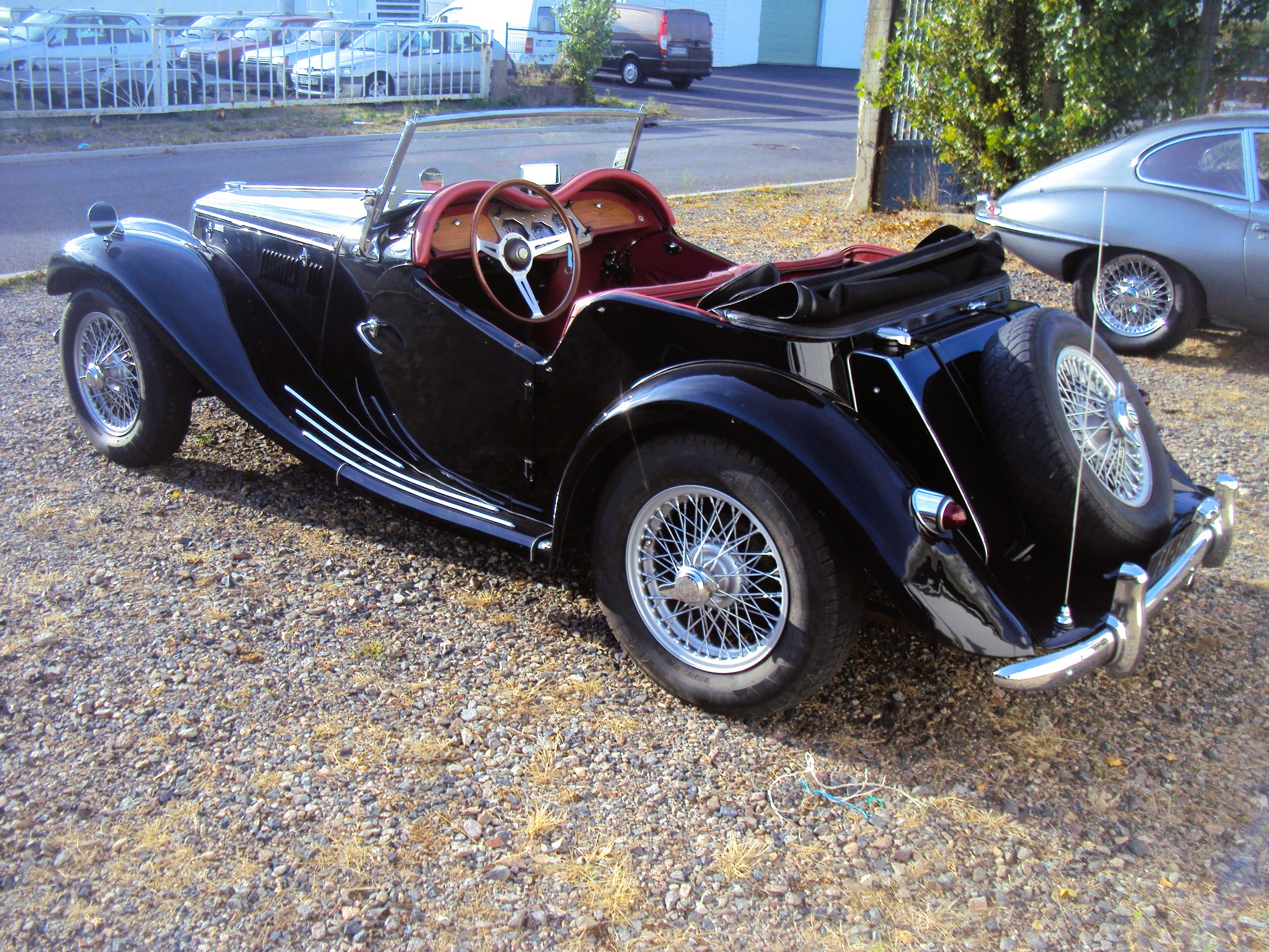 MG TF 1955, roaster 1500 équipée GMP 1800.