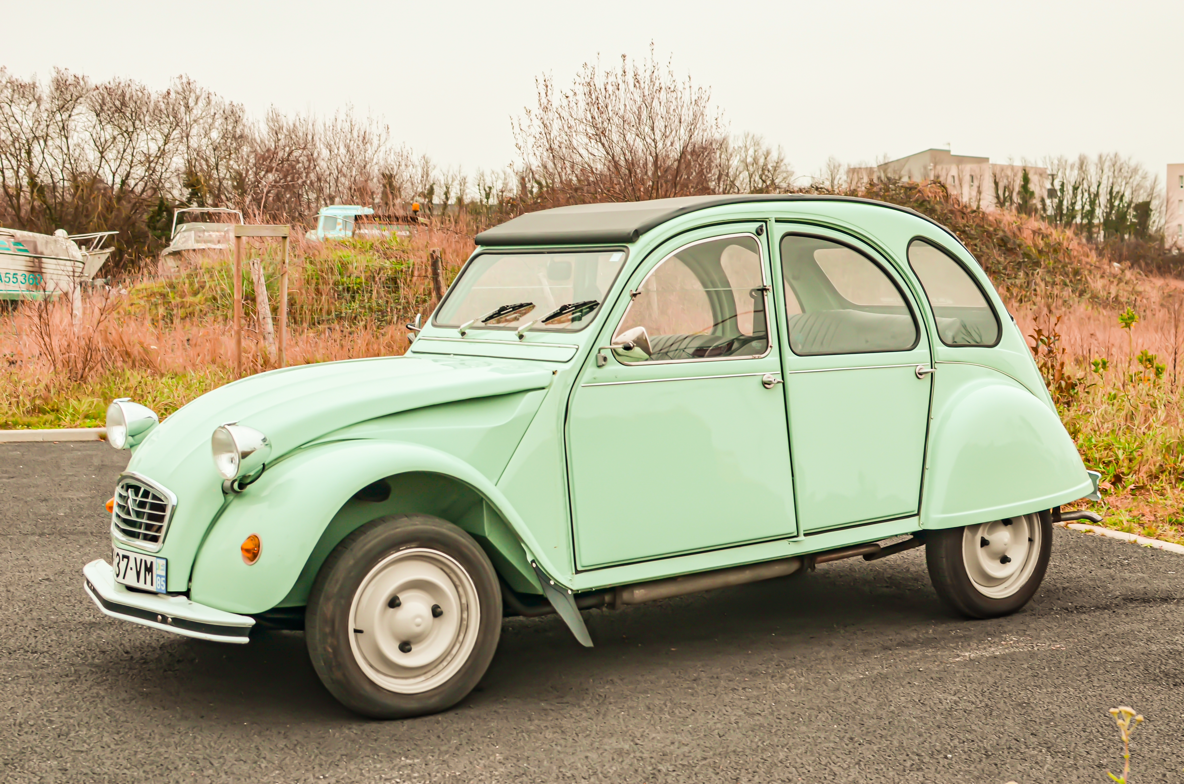 2 CV 6 
