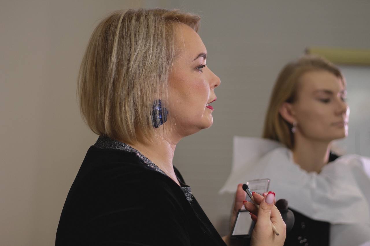 Dieninio makiažo pamoka 