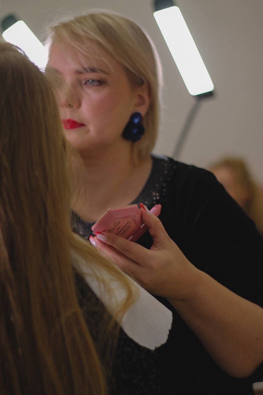 Dieninio makiažo pamoka 