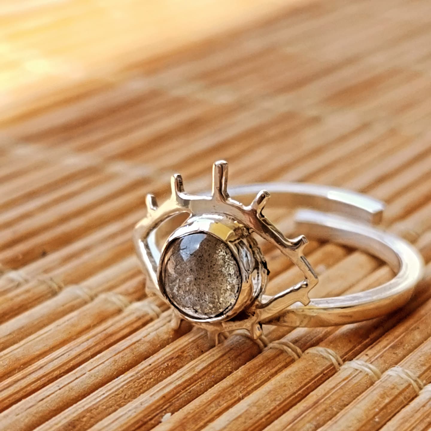 Bague "JE VOIS"