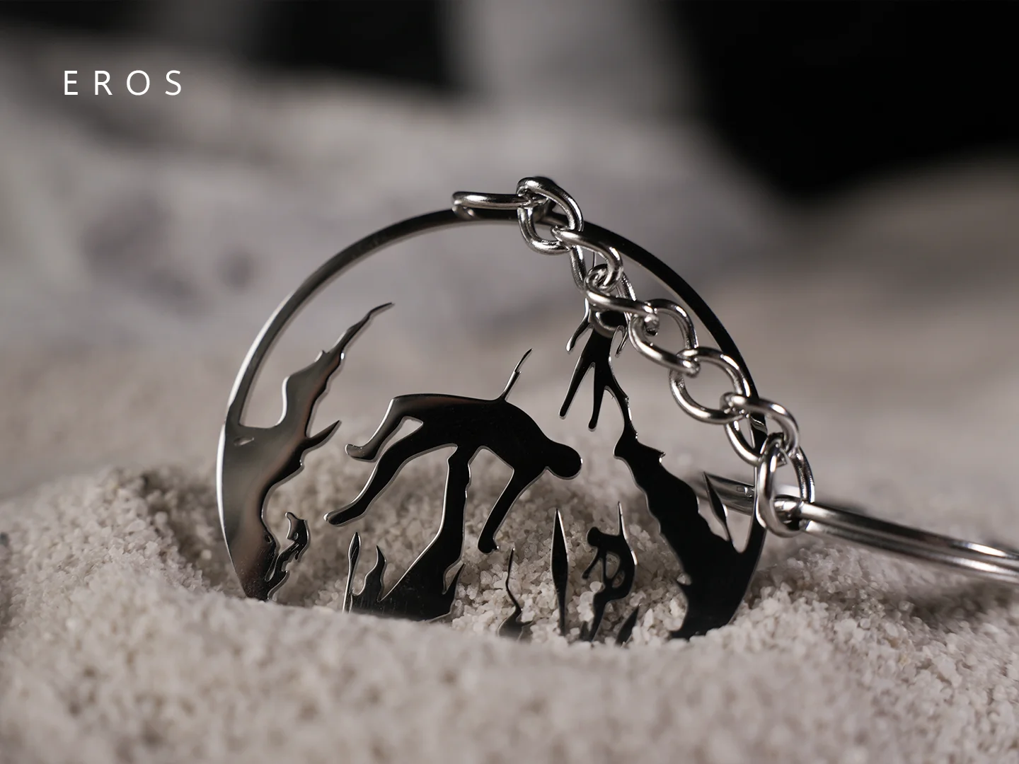 Metal pendant keychains