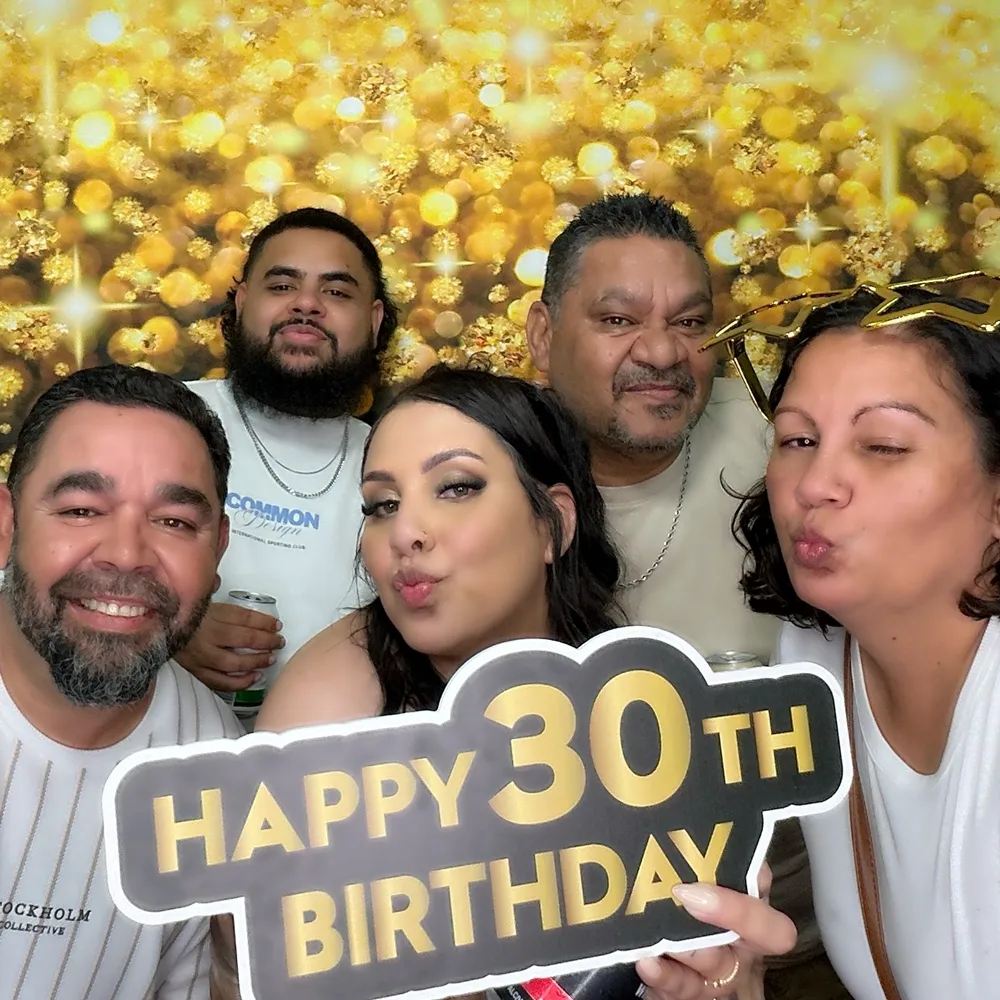  Mirror Booth Hire Gold Coast